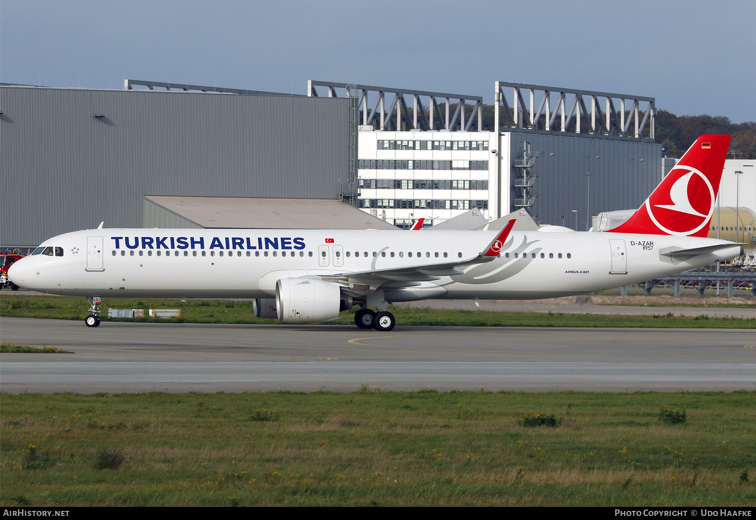 Aircraft Photo of D-AZAR / TC-LSJ | Airbus A321-271NX | Turkish Airlines | AirHistory.net #414899