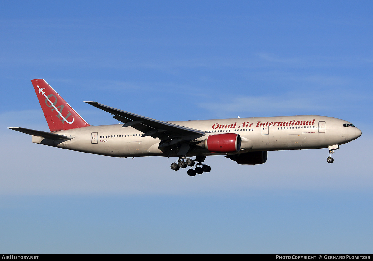 Aircraft Photo of N819AX | Boeing 777-2U8/ER | Omni Air International - OAI | AirHistory.net #415030