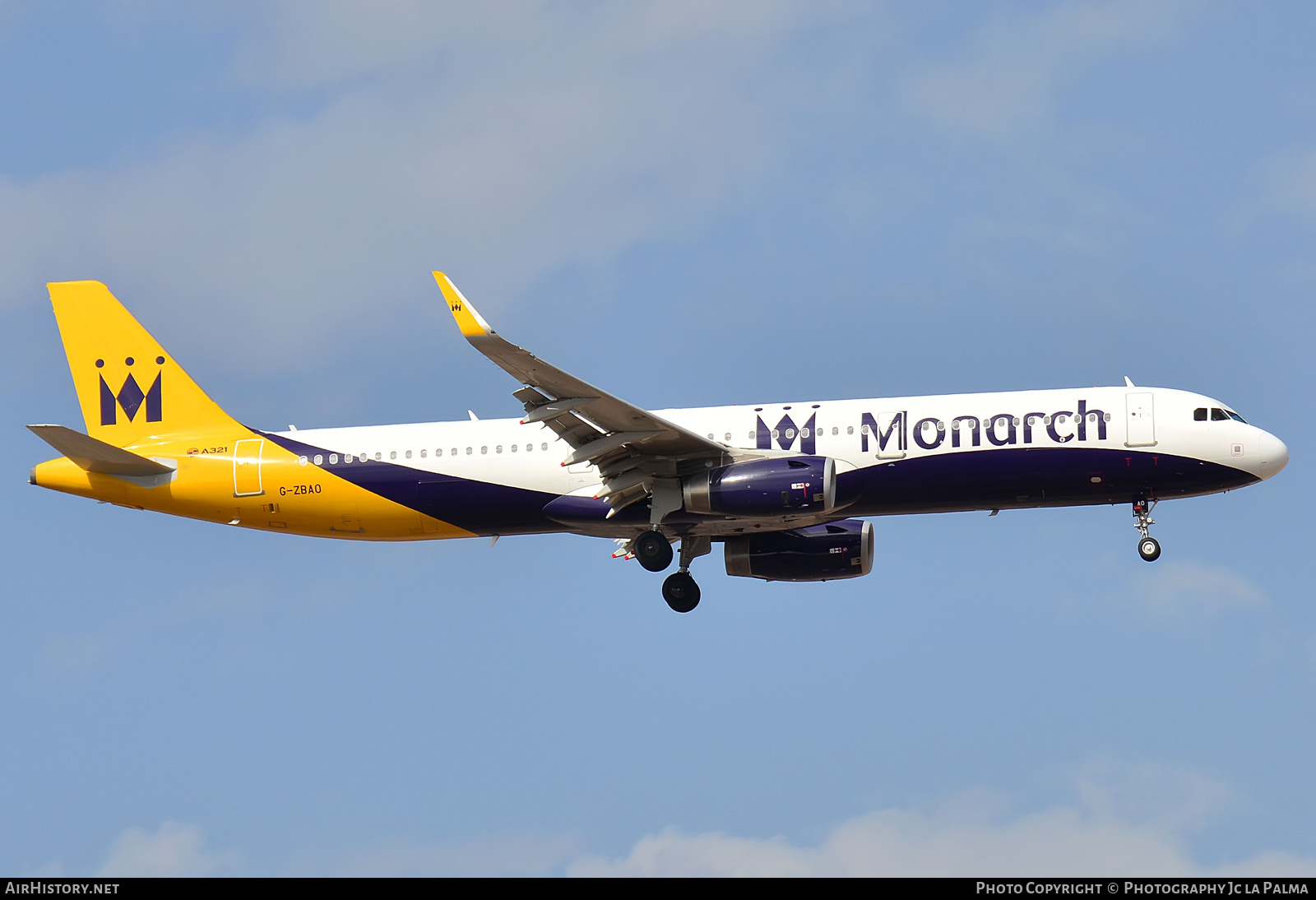 Aircraft Photo of G-ZBAO | Airbus A321-231 | Monarch Airlines | AirHistory.net #415050