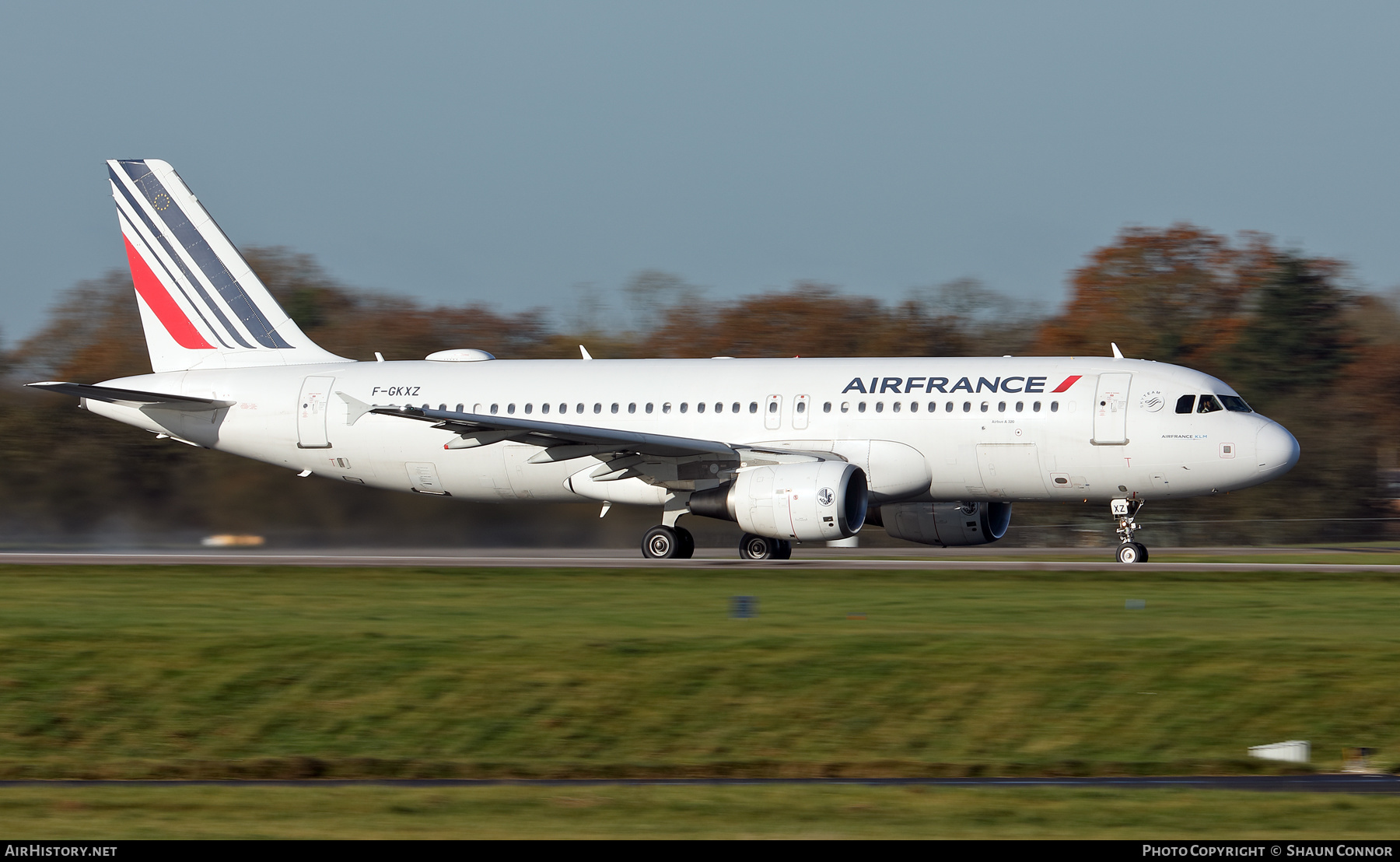 Aircraft Photo of F-GKXZ | Airbus A320-214 | Air France | AirHistory.net #415199