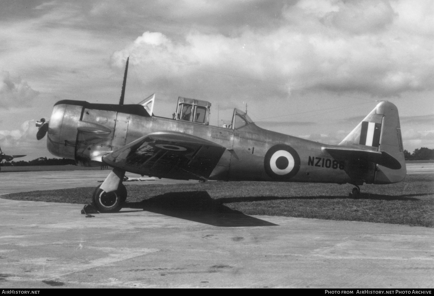 Aircraft Photo of NZ1086 | North American T-6 Harvard Mk III | New Zealand - Air Force | AirHistory.net #415294