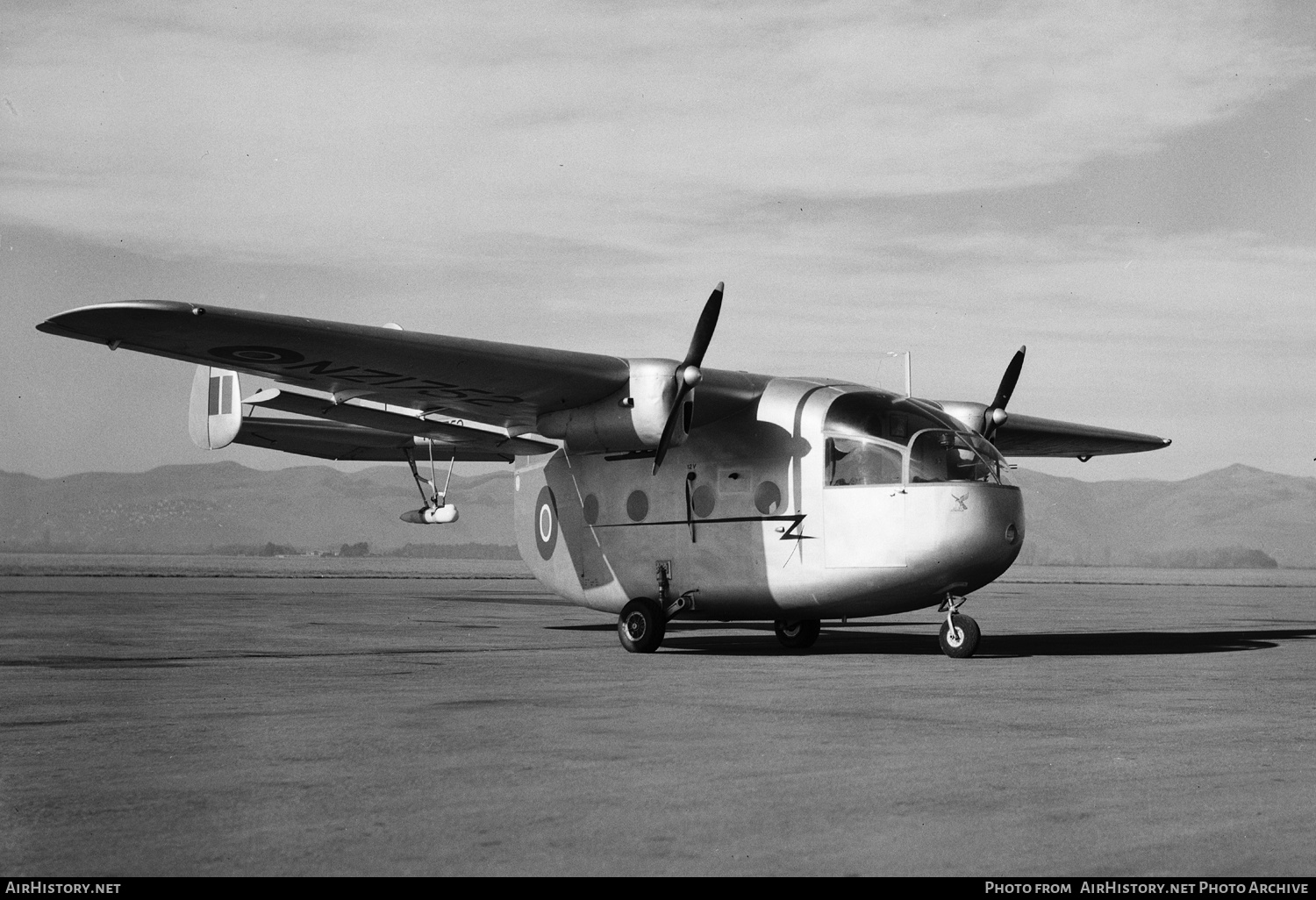 Aircraft Photo of NZ1752 | Miles M.57 Aerovan 4 | New Zealand - Air Force | AirHistory.net #415295