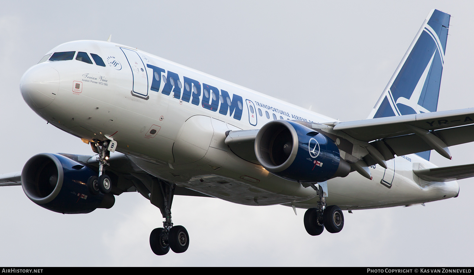 Aircraft Photo of YR-ASB | Airbus A318-111 | TAROM - Transporturile Aeriene Române | AirHistory.net #415332