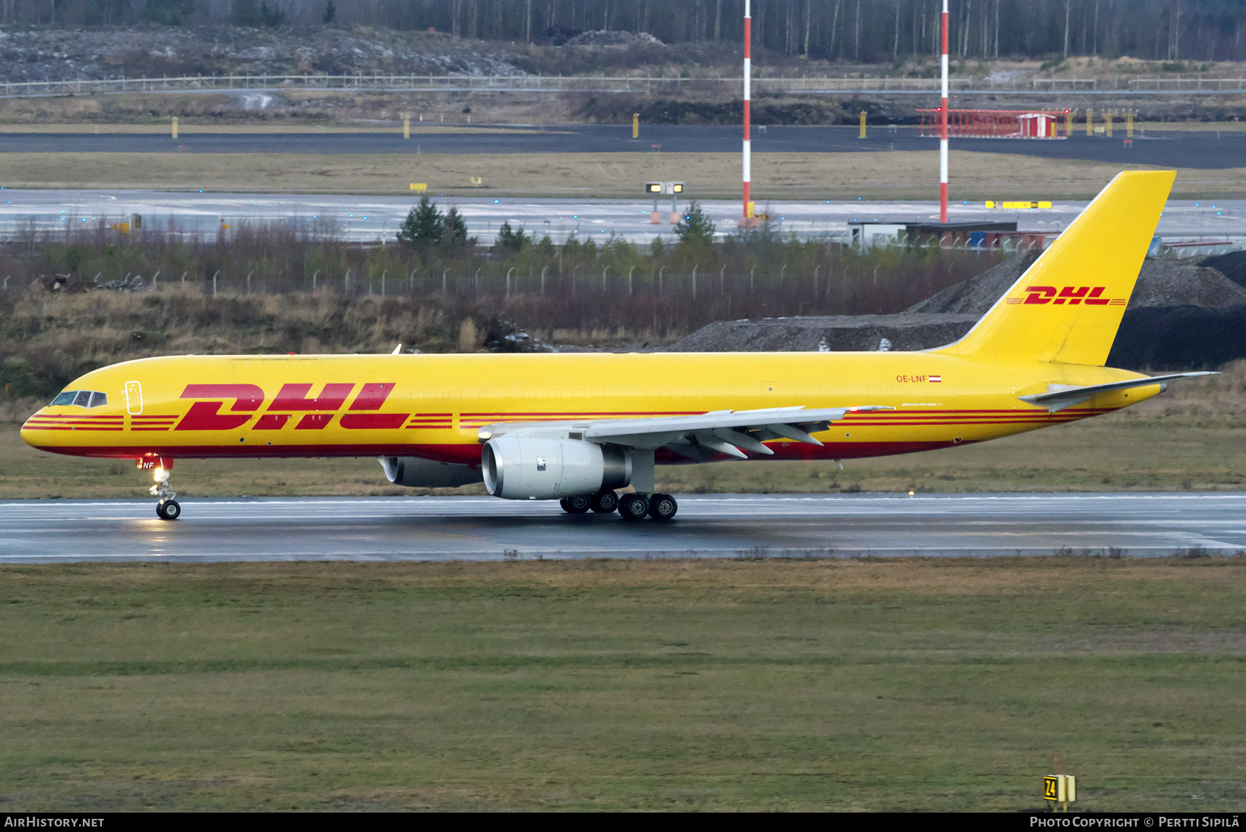 Aircraft Photo of OE-LNF | Boeing 757-236(PCF) | DHL International | AirHistory.net #415333