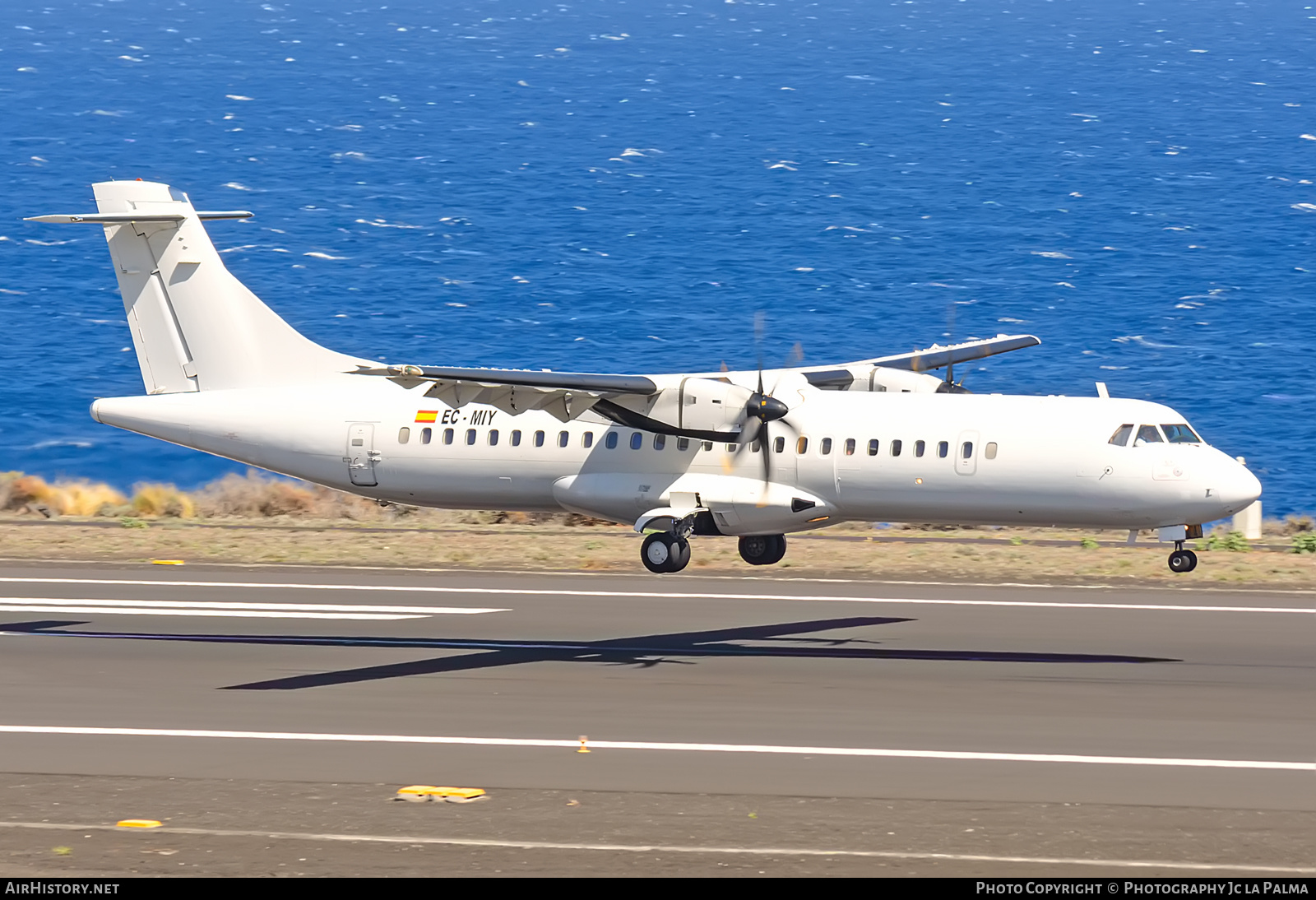 Aircraft Photo of EC-MIY | ATR ATR-72-500 (ATR-72-212A) | Swiftair | AirHistory.net #415360