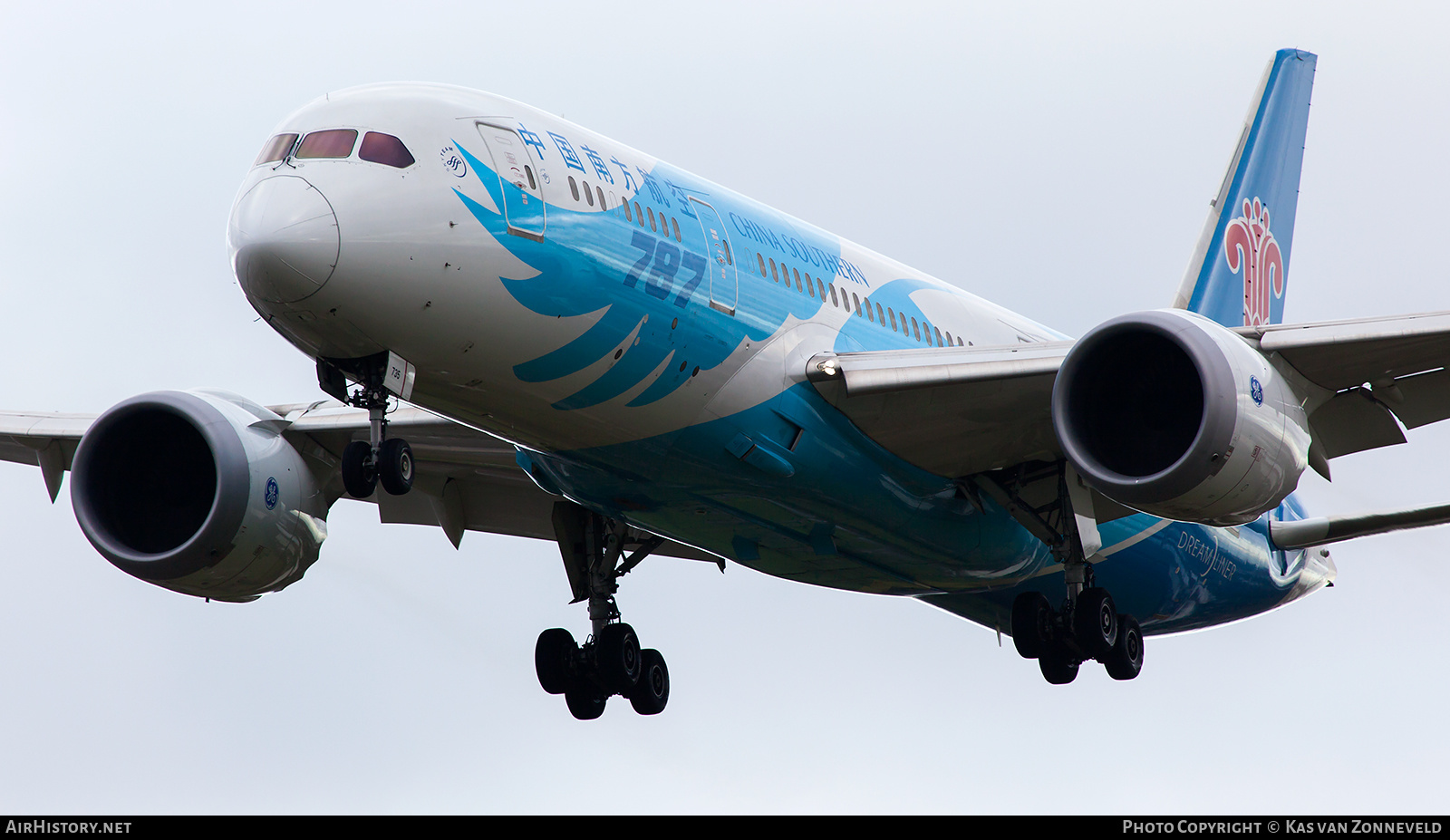 Aircraft Photo of B-2735 | Boeing 787-8 Dreamliner | China Southern Airlines | AirHistory.net #415454