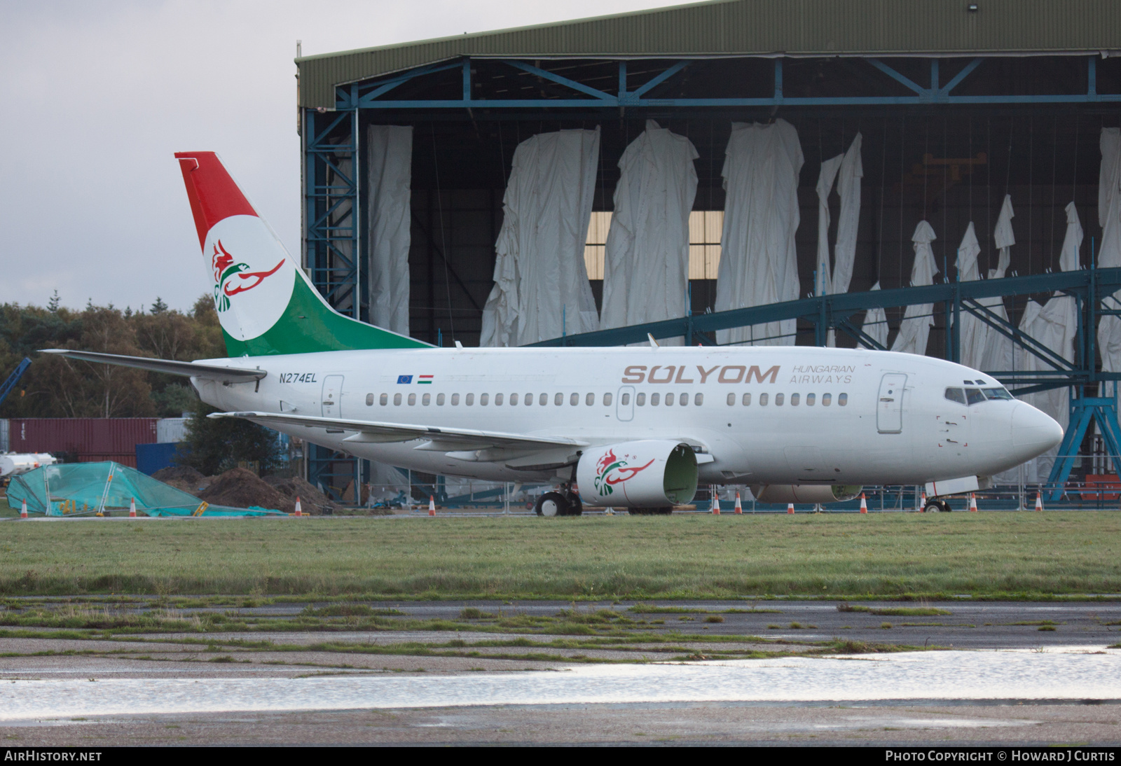 Aircraft Photo of N274EL | Boeing 737-505 | Sólyom Hungarian Airways | AirHistory.net #415471