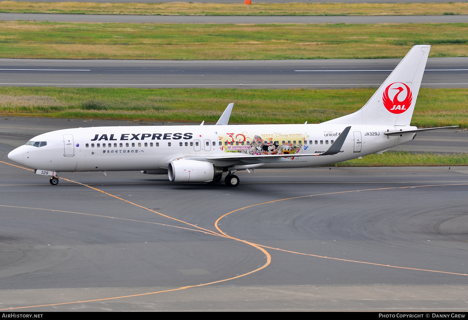 Aircraft Photo of JA329J | Boeing 737-846 | JAL Express - JAL | AirHistory.net #415520