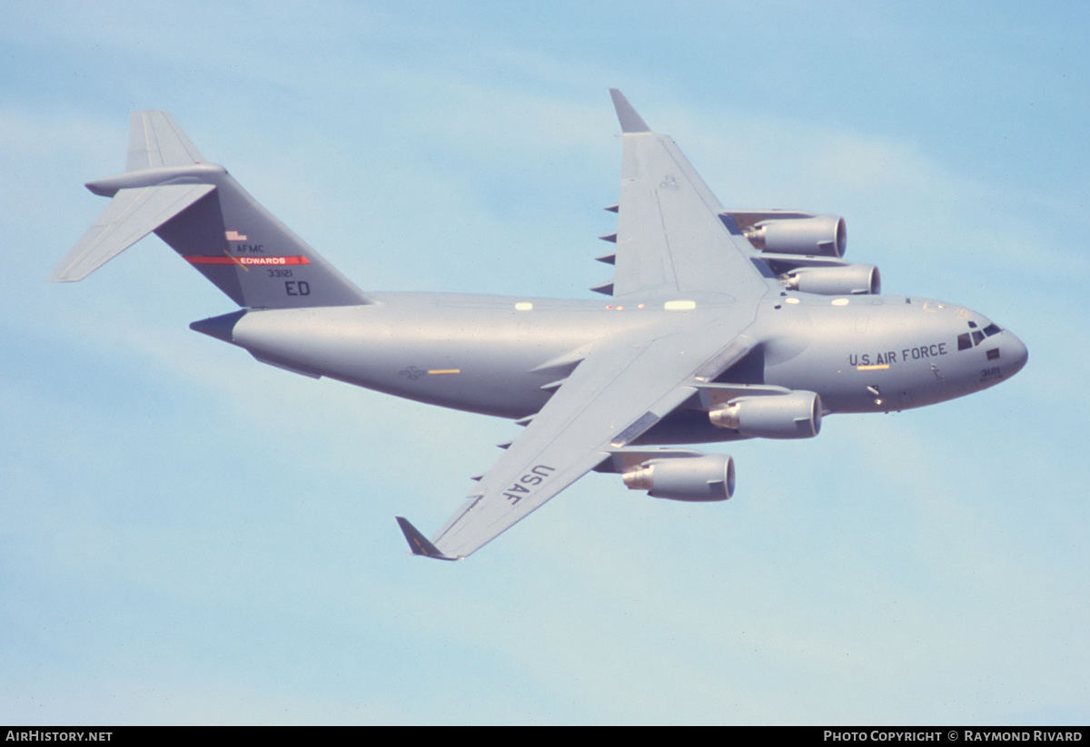 Aircraft Photo of 03-3121 / 33121 | Boeing C-17A Globemaster III | USA - Air Force | AirHistory.net #415527