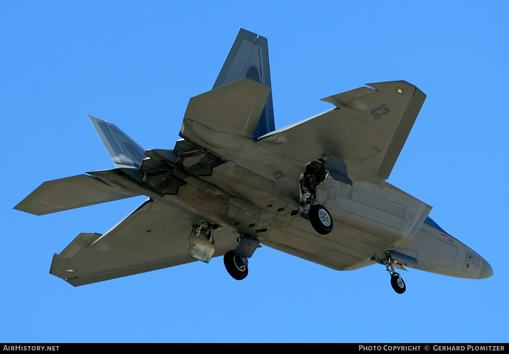 Aircraft Photo of 03-4048 | Lockheed Martin F-22A Raptor | USA - Air Force | AirHistory.net #415541