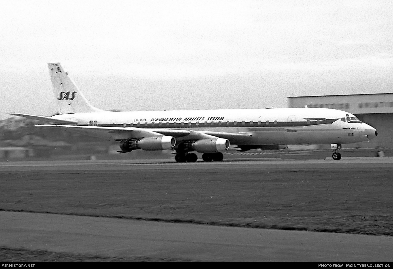 Aircraft Photo of LN-MOA | Douglas DC-8-33 | Scandinavian Airlines System - SAS | AirHistory.net #415580