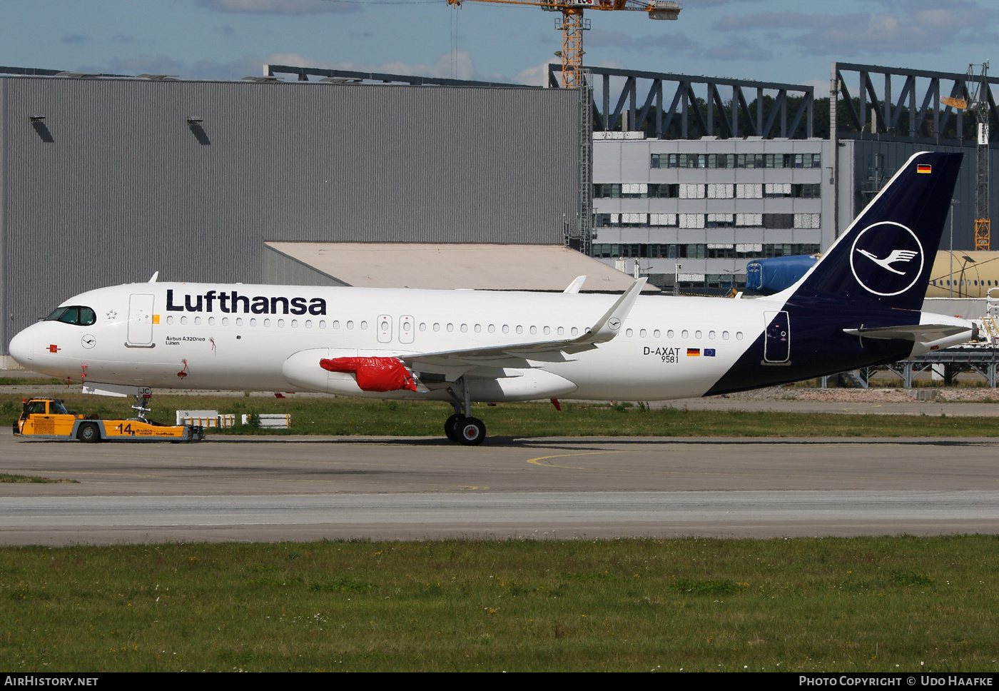 Aircraft Photo of D-AXAT / D-AIJC | Airbus A320-271N | Lufthansa | AirHistory.net #415636