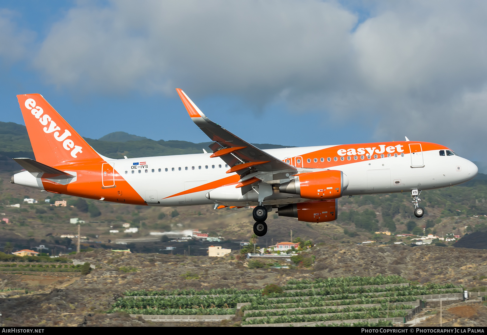 Aircraft Photo of OE-IVS | Airbus A320-214 | EasyJet | AirHistory.net #415680