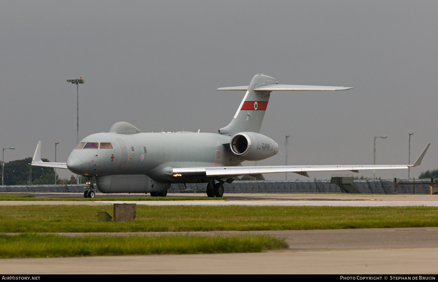 Aircraft Photo of ZJ690 | Bombardier Sentinel R.1 (BD-700-1A10) | UK - Air Force | AirHistory.net #415796