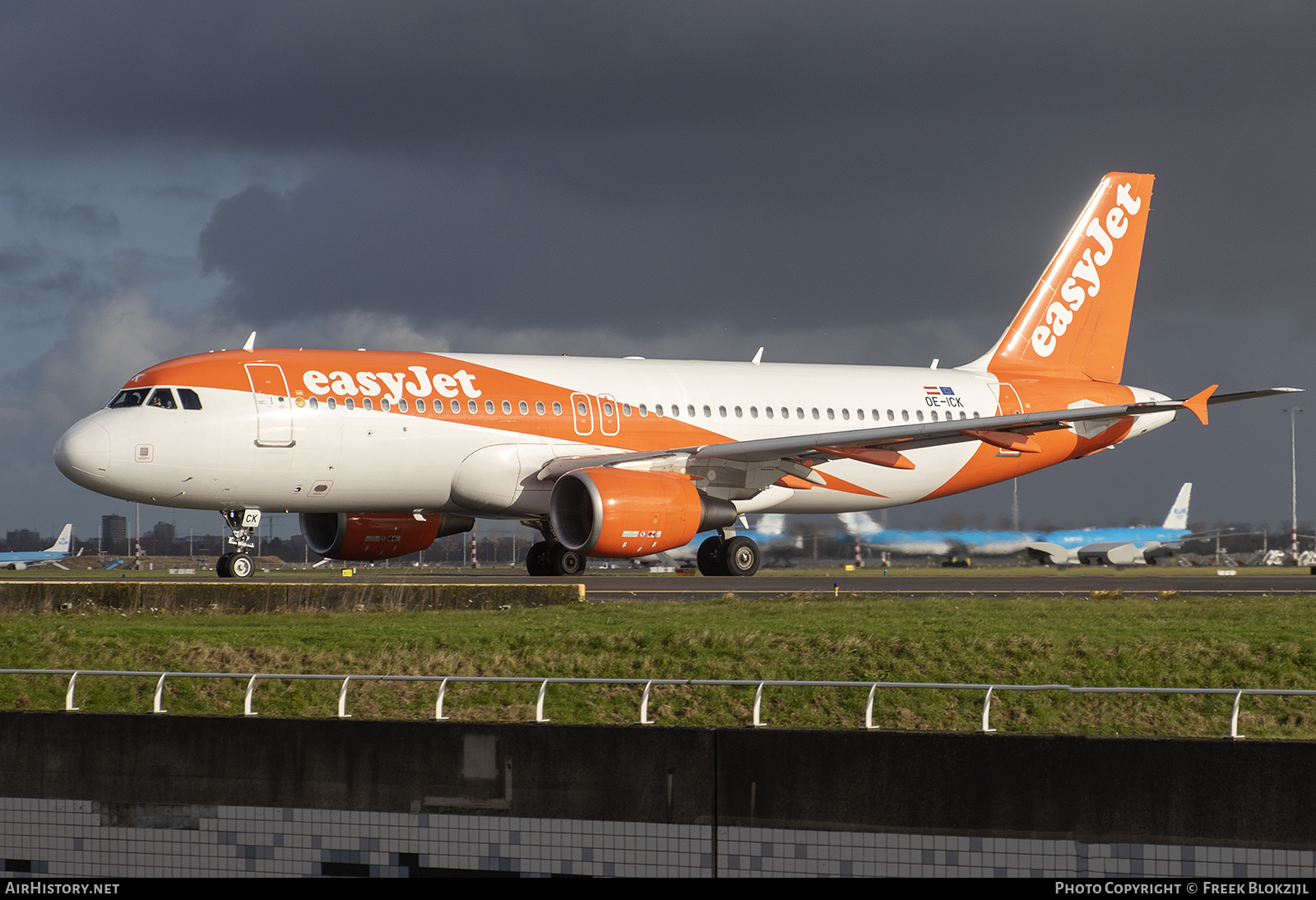 Aircraft Photo of OE-ICK | Airbus A320-214 | EasyJet | AirHistory.net #415902