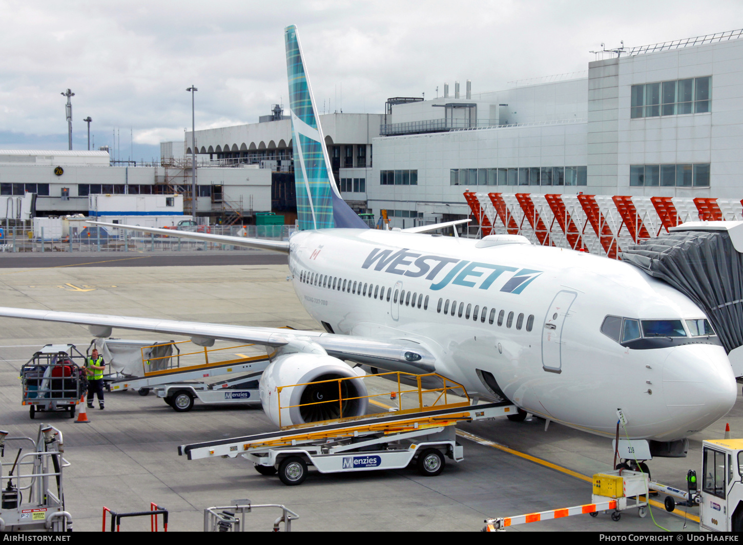 Aircraft Photo of C-GMWJ | Boeing 737-7CT | WestJet | AirHistory.net #416018