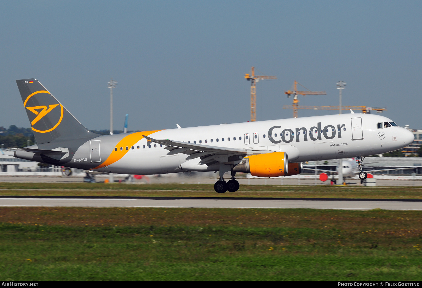 Aircraft Photo of D-AICR | Airbus A320-214 | Condor Flugdienst | AirHistory.net #416099