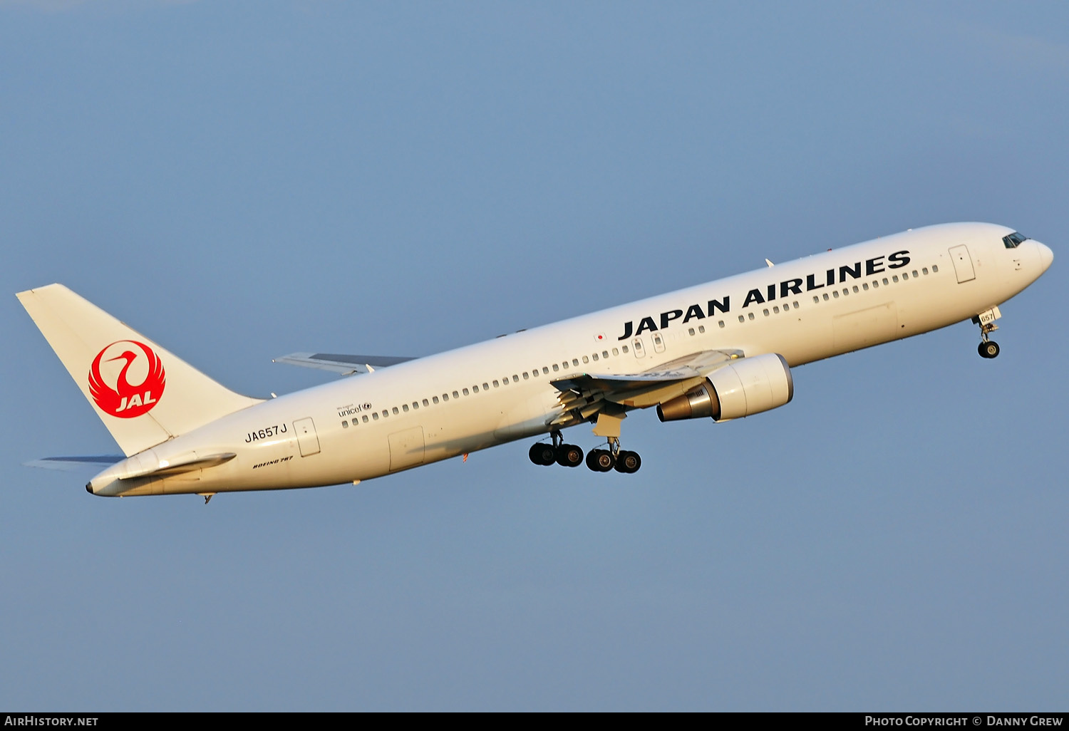 Aircraft Photo of JA657J | Boeing 767-346/ER | Japan Airlines - JAL | AirHistory.net #416125