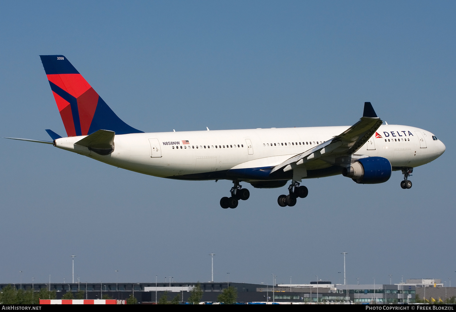 Aircraft Photo of N858NW | Airbus A330-223 | Delta Air Lines | AirHistory.net #416145