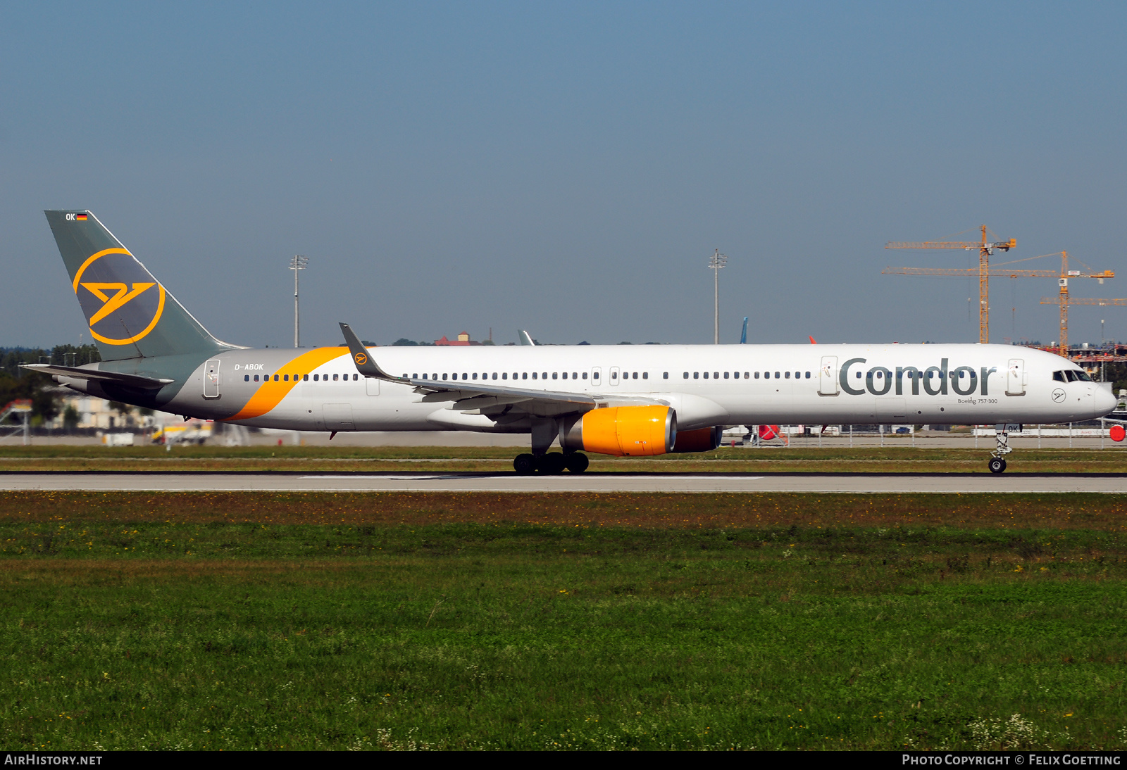 Aircraft Photo of D-ABOK | Boeing 757-330 | Condor Flugdienst | AirHistory.net #416173