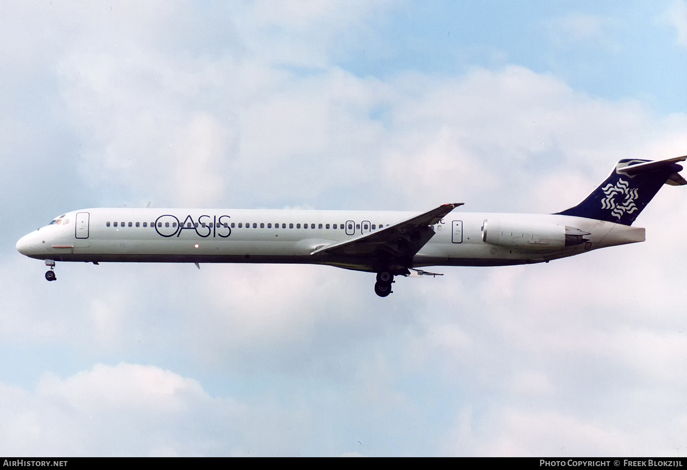 Aircraft Photo of EC-FVC | McDonnell Douglas MD-83 (DC-9-83) | Oasis International Airlines | AirHistory.net #416177