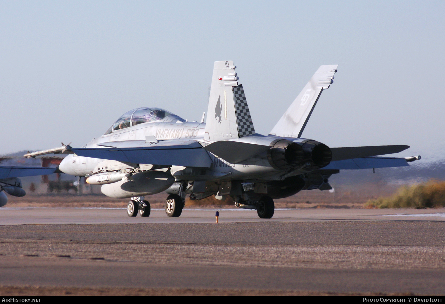 Aircraft Photo of 164711 | McDonnell Douglas F/A-18D Hornet | USA - Marines | AirHistory.net #416397