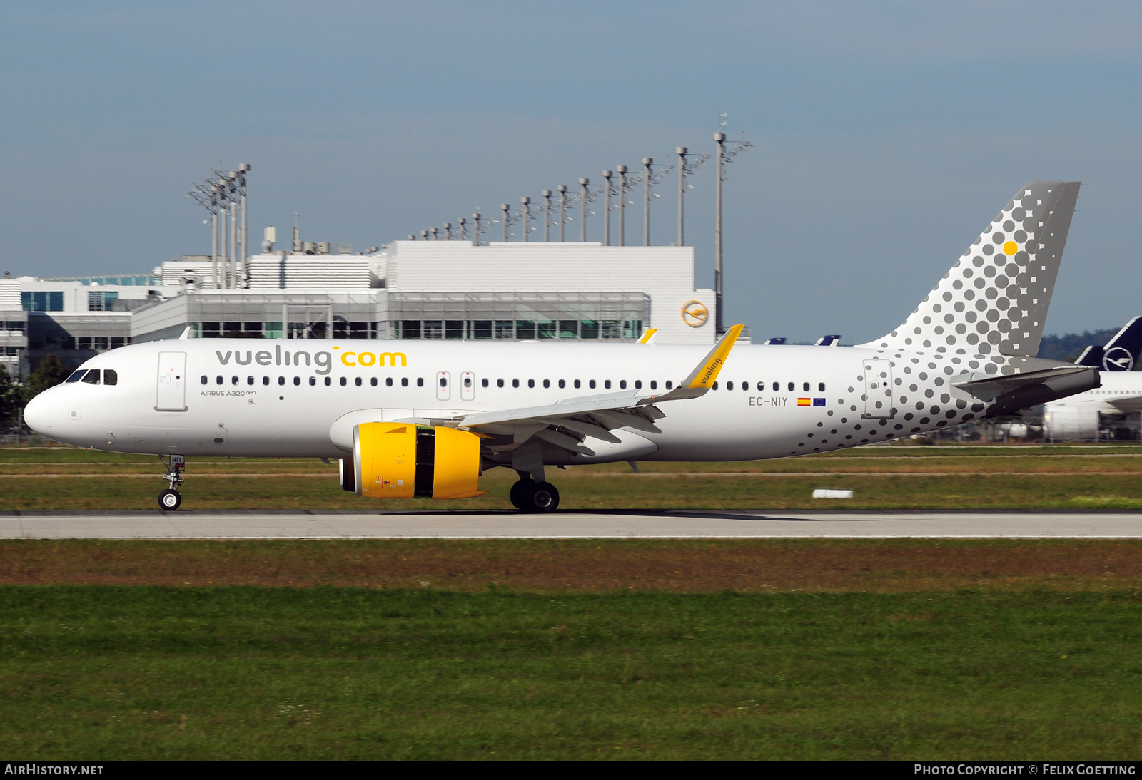 Aircraft Photo of EC-NIY | Airbus A320-271N | Vueling Airlines | AirHistory.net #416436