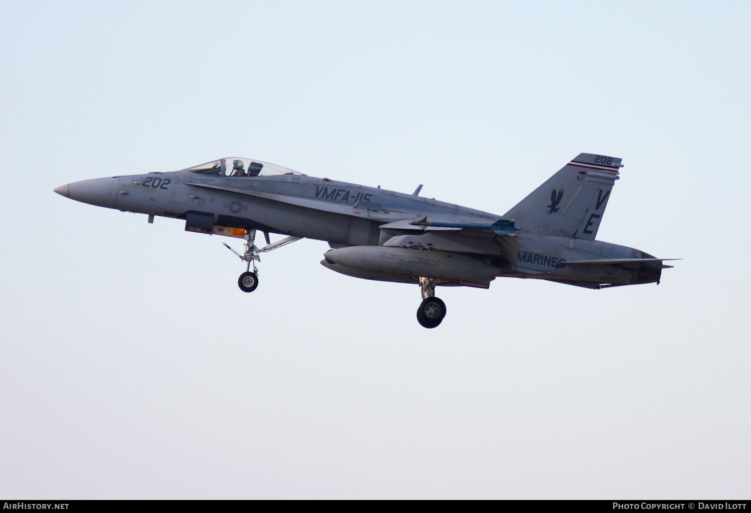 Aircraft Photo of 164278 | McDonnell Douglas F/A-18C Hornet | USA - Marines | AirHistory.net #416439