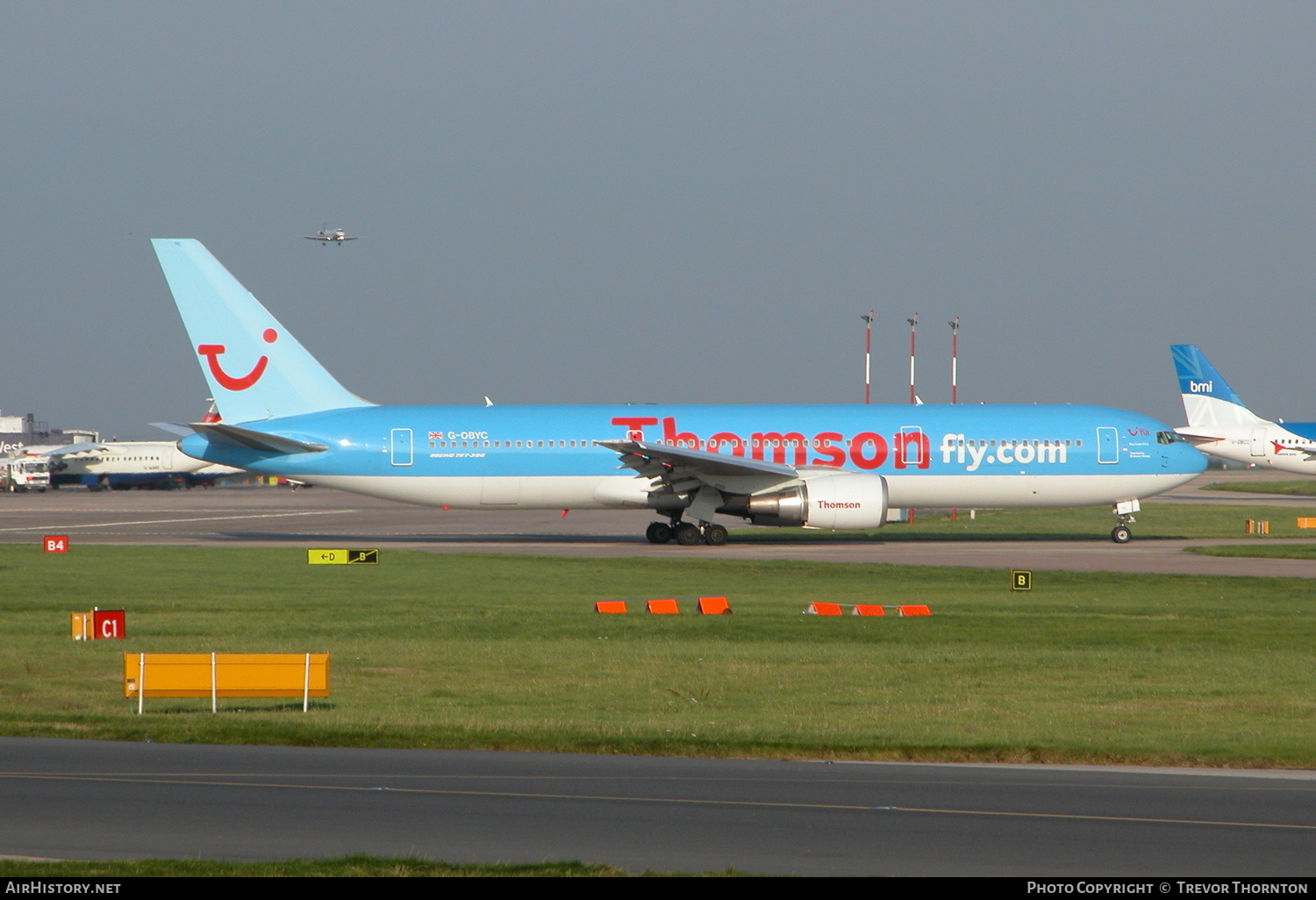 Aircraft Photo of G-OBYC | Boeing 767-304/ER | Thomsonfly | AirHistory.net #416456