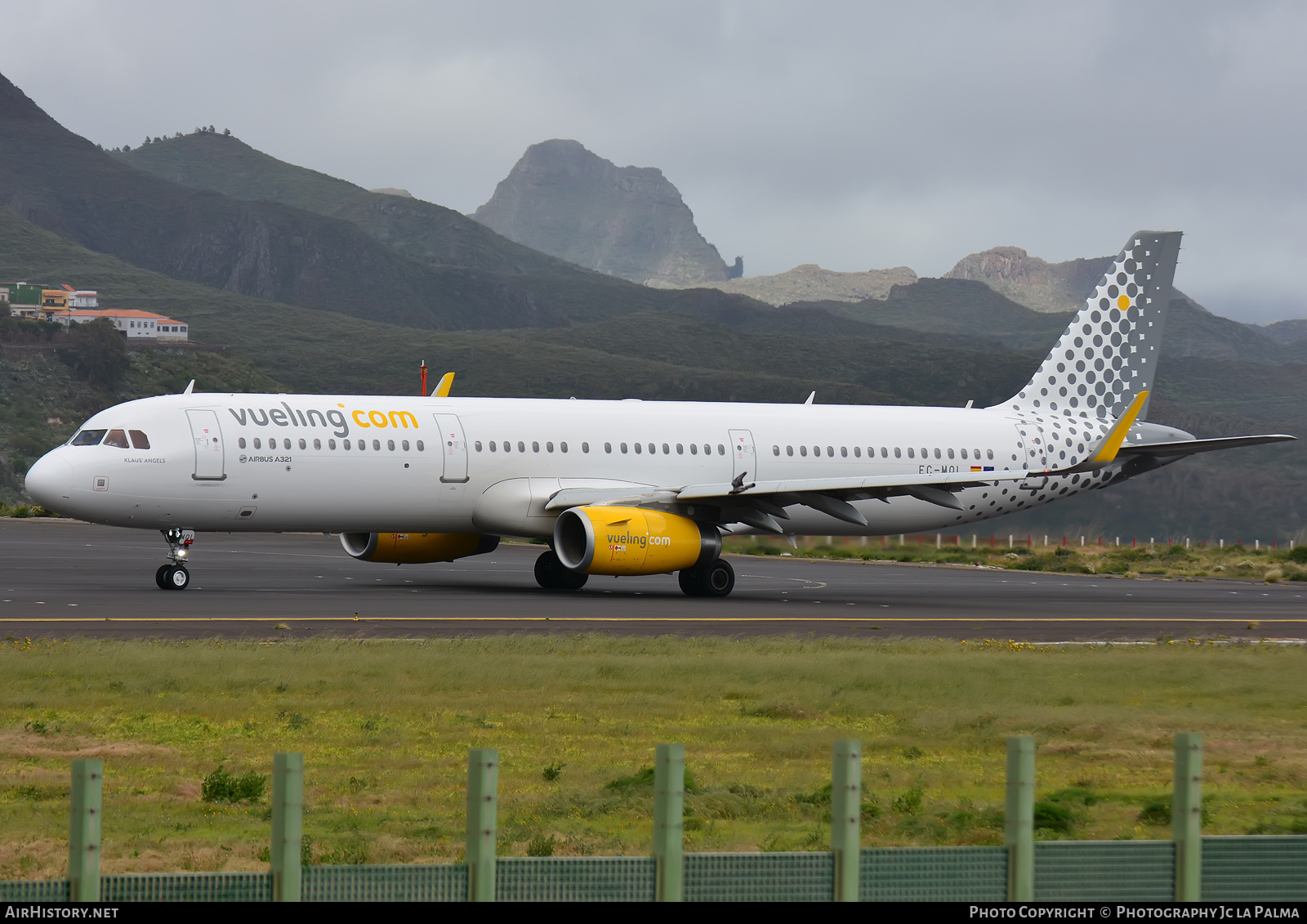 Aircraft Photo of EC-MQL | Airbus A321-231 | Vueling Airlines | AirHistory.net #416548
