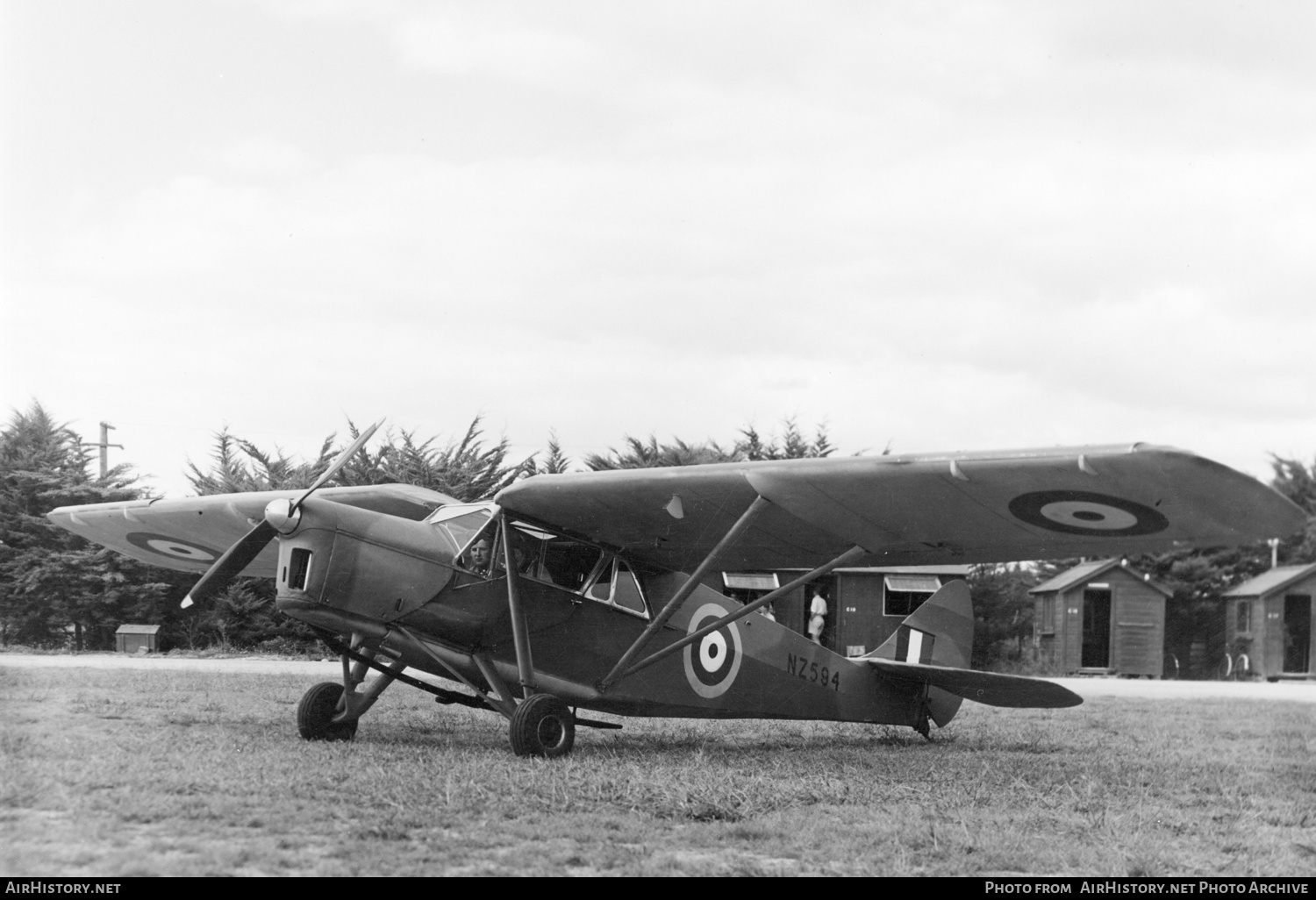 Aircraft Photo of NZ594 | De Havilland D.H. 80A Puss Moth | New Zealand - Air Force | AirHistory.net #416622