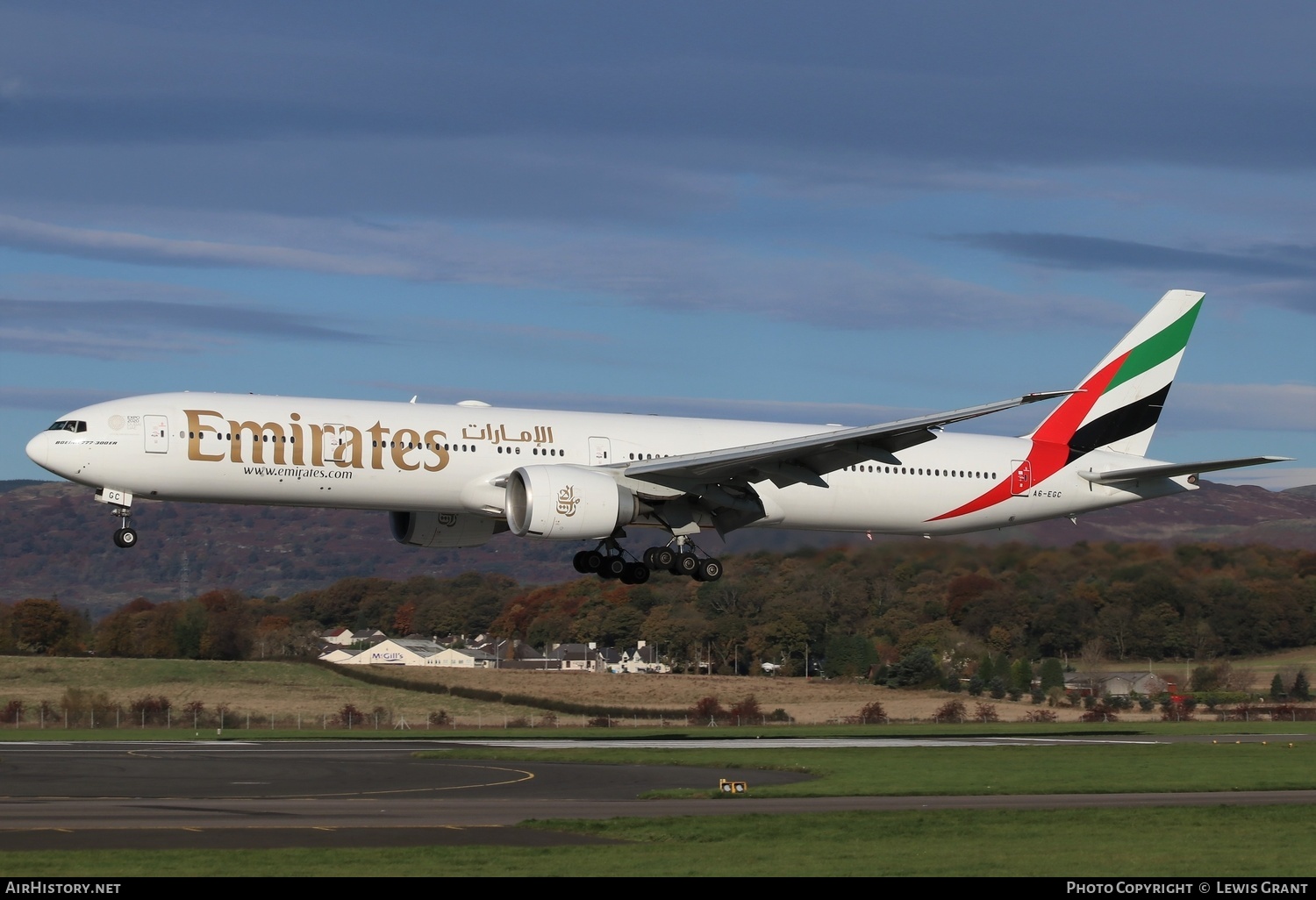 Aircraft Photo of A6-EGC | Boeing 777-31H/ER | Emirates | AirHistory.net #416672