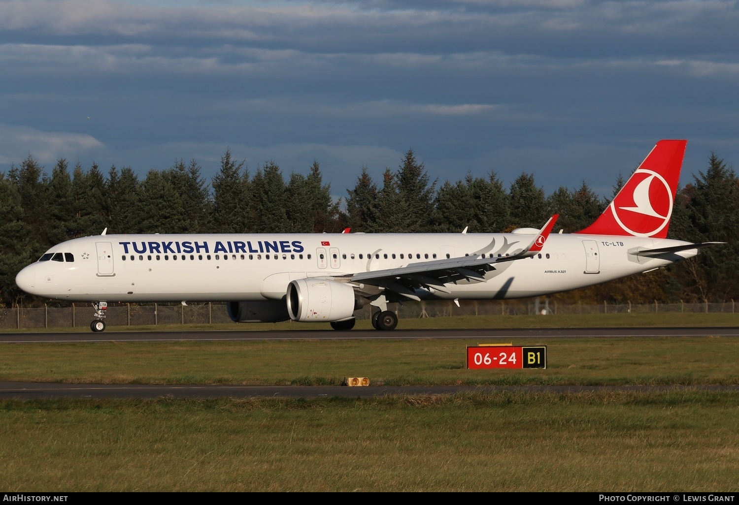 Aircraft Photo of TC-LTB | Airbus A321-271NX | Turkish Airlines | AirHistory.net #416692