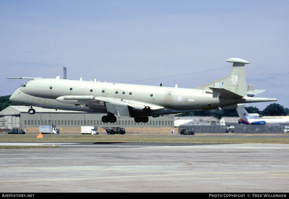 Aircraft Photo of XV228 | Hawker Siddeley HS-801 Nimrod MR.2P | UK - Air Force | AirHistory.net #416719