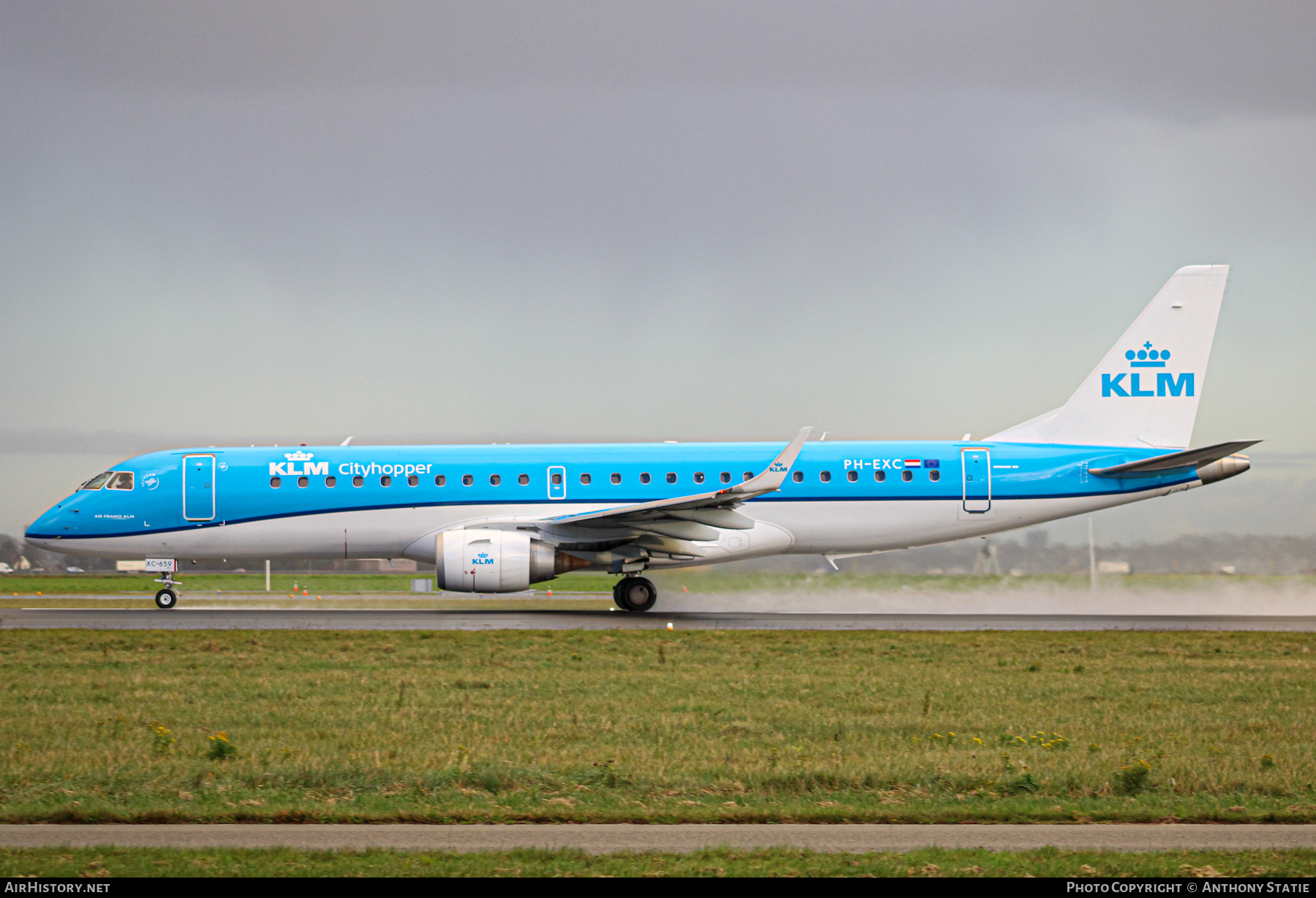 Aircraft Photo of PH-EXC | Embraer 190STD (ERJ-190-100STD) | KLM Cityhopper | AirHistory.net #416738