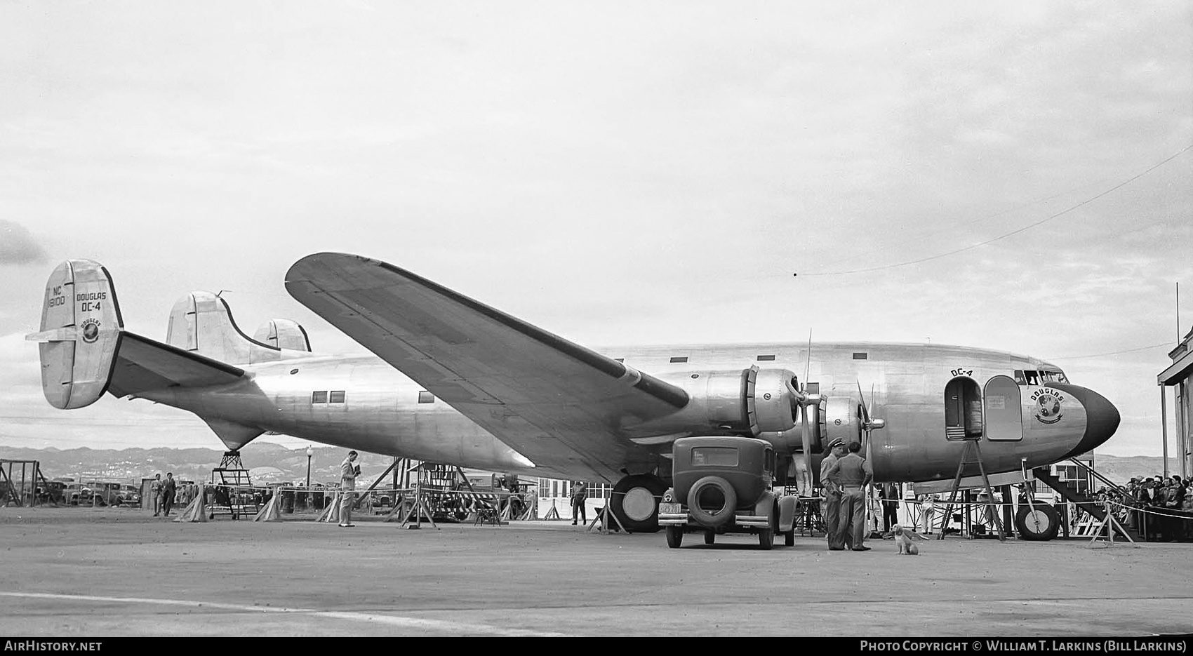 Aircraft Photo of NC18100 | Douglas DC-4E | Douglas | AirHistory.net #416817