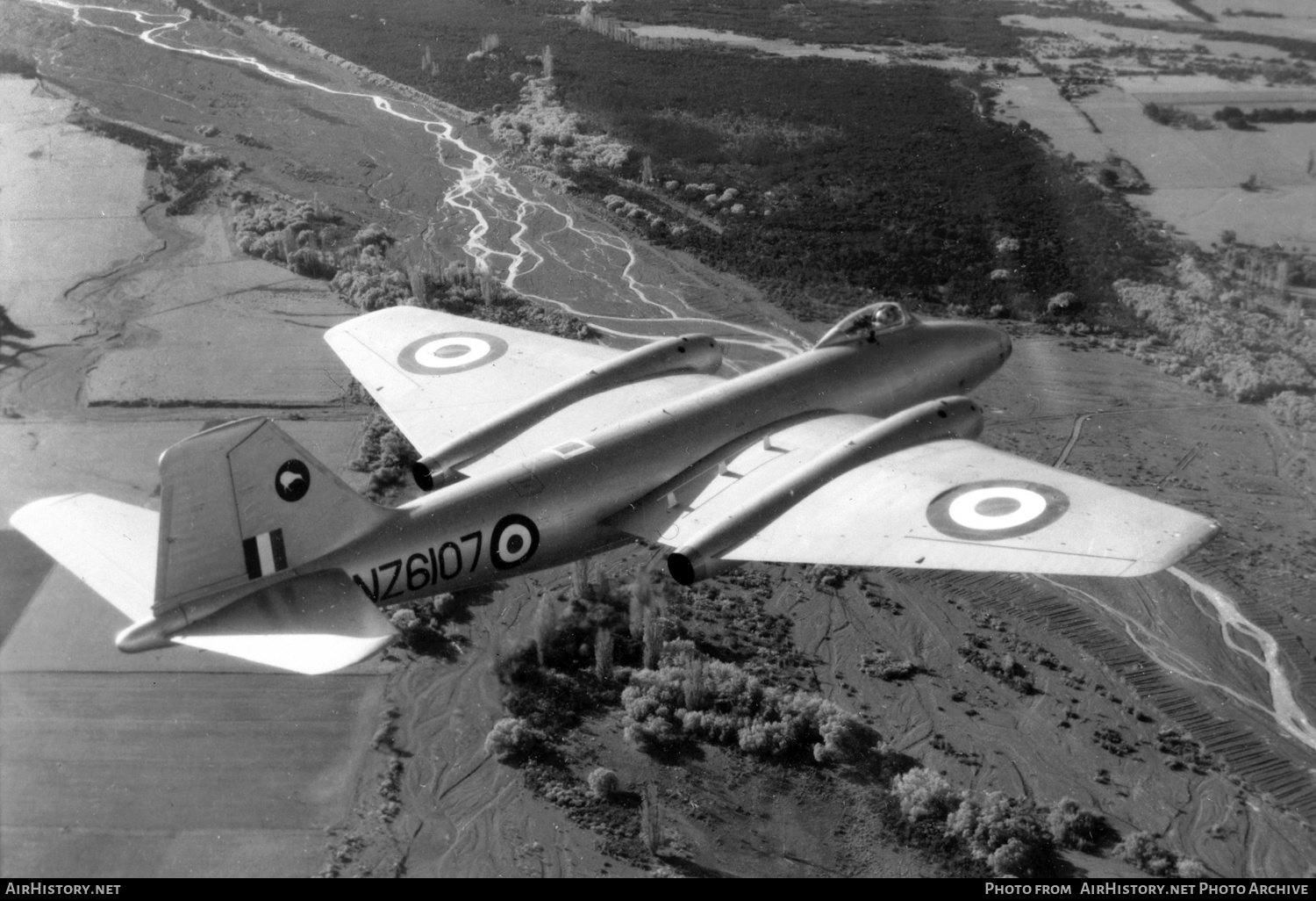 Aircraft Photo of NZ6107 | English Electric Canberra B(I) Mk12 | New Zealand - Air Force | AirHistory.net #416975