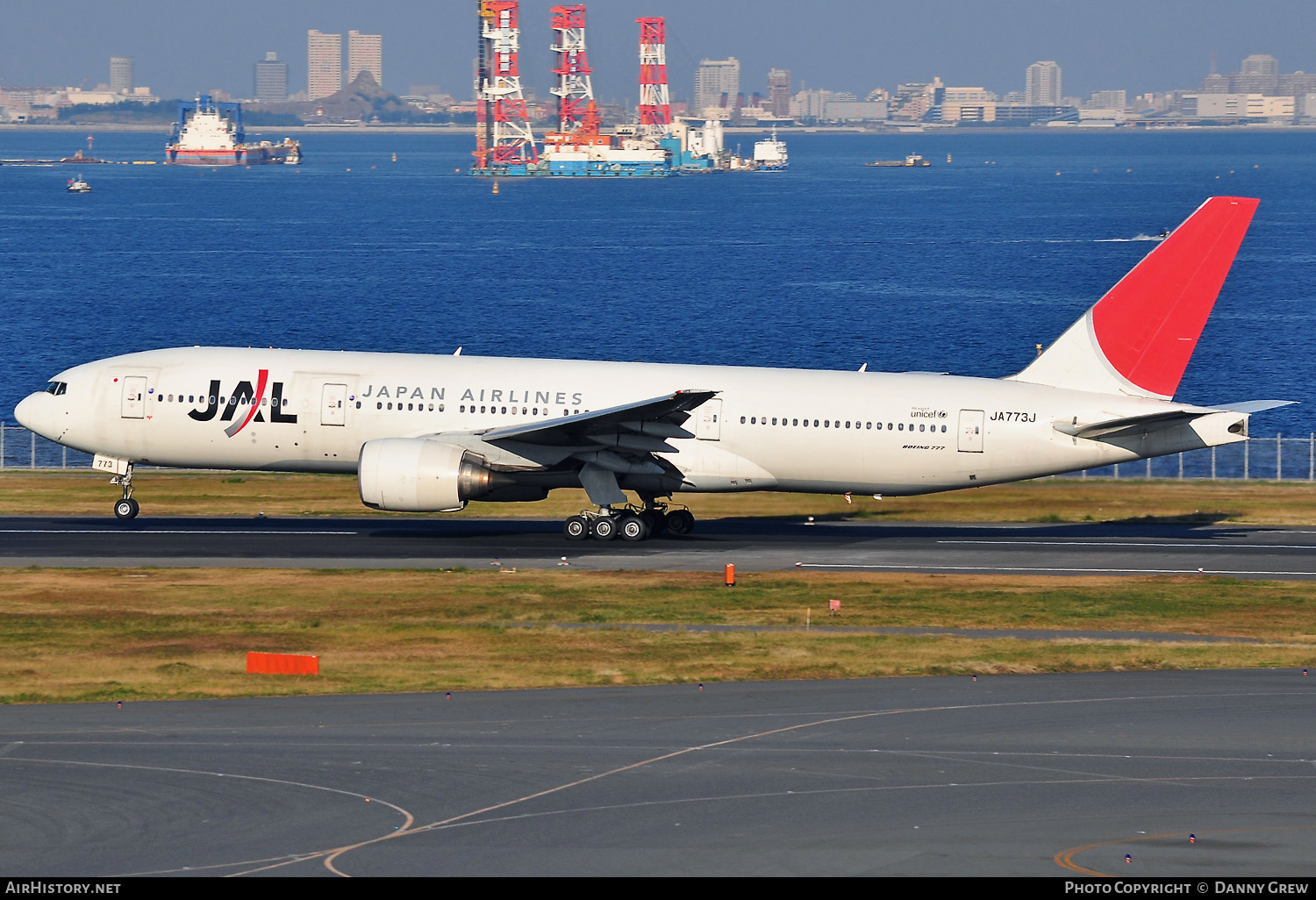 Aircraft Photo of JA773J | Boeing 777-246 | Japan Airlines - JAL | AirHistory.net #417010