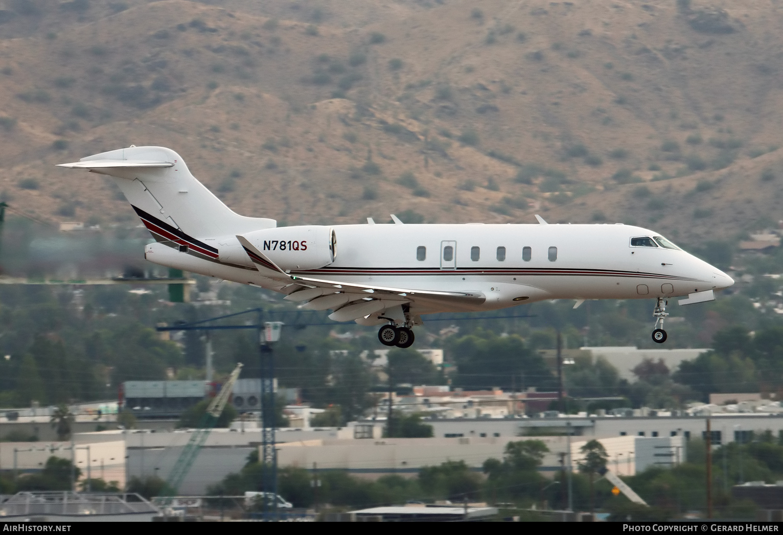 Aircraft Photo of N781QS | Bombardier Challenger 350 (BD-100-1A10) | AirHistory.net #417059