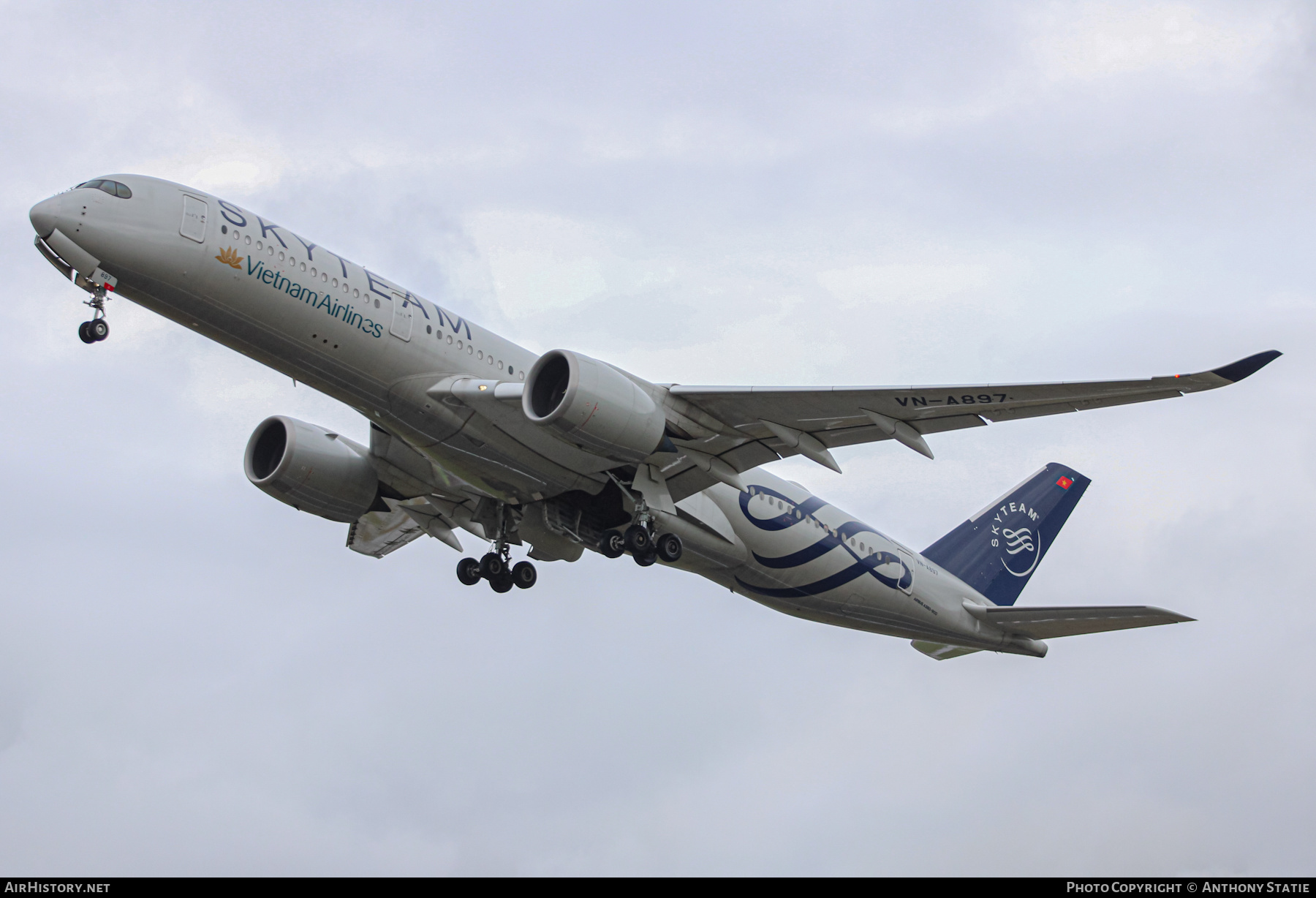 Aircraft Photo of VN-A897 | Airbus A350-941 | Vietnam Airlines | AirHistory.net #417073