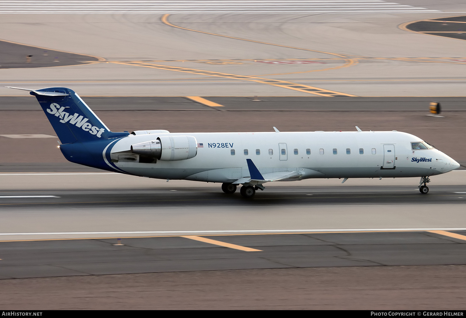 Aircraft Photo of N928EV | Bombardier CRJ-200ER (CL-600-2B19) | SkyWest Airlines | AirHistory.net #417104