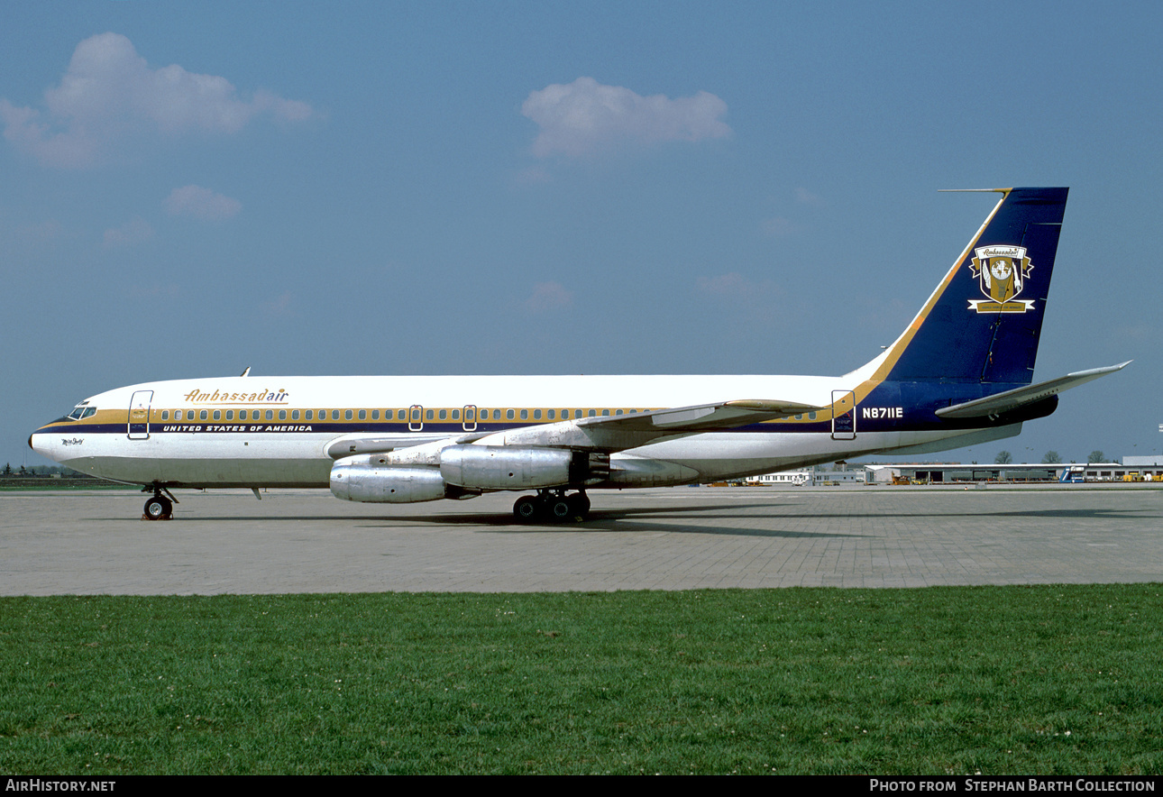 Aircraft Photo of N8711E | Boeing 720-025 | Ambassadair | AirHistory.net #417108