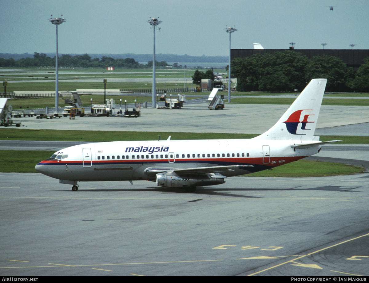 Aircraft Photo of 9M-MBI | Boeing 737-2H6C/Adv | Malaysia Airlines | AirHistory.net #417122