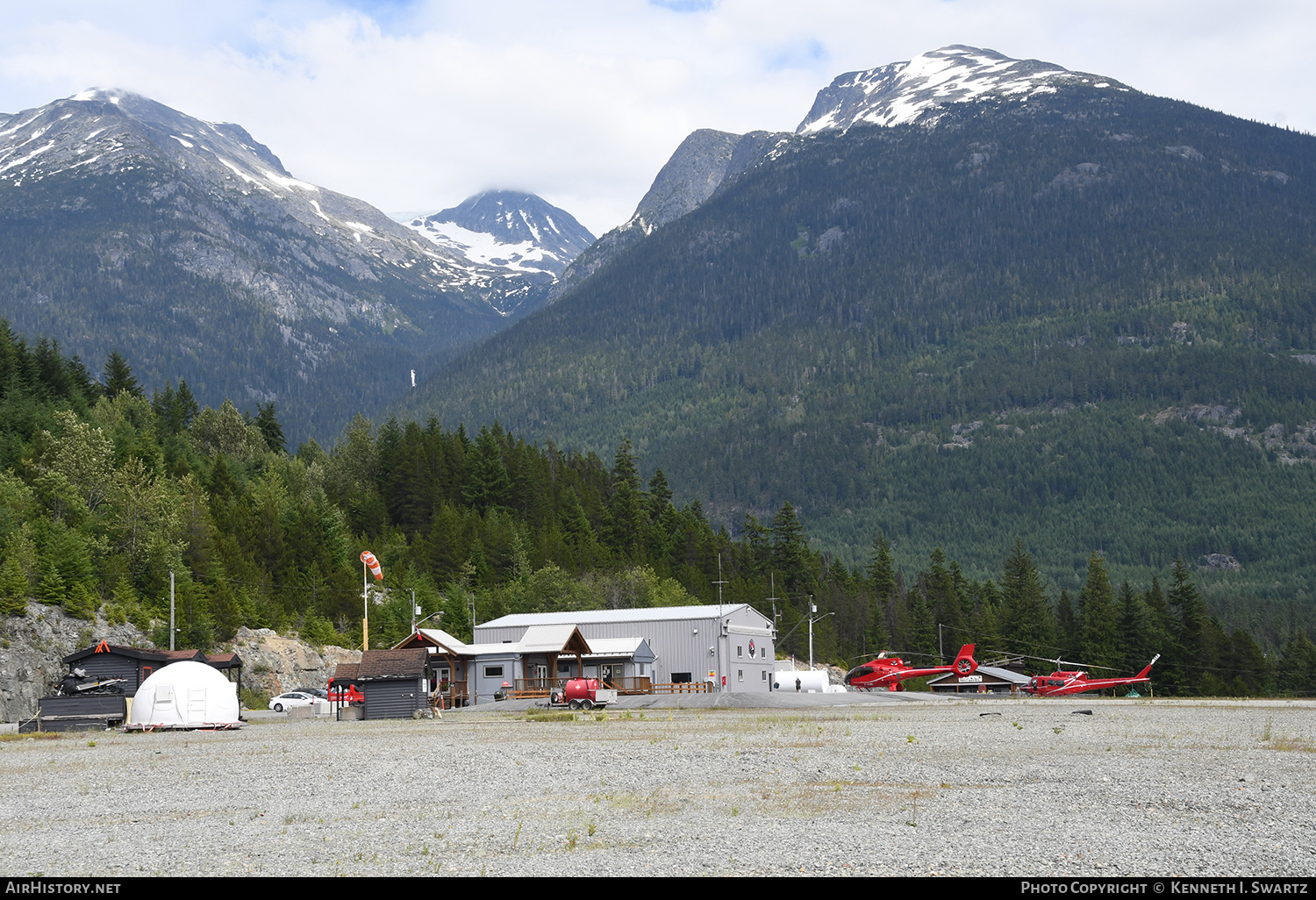 Airport photo of Whistler - Municipal Heliport (CBE9) in British Columbia, Canada | AirHistory.net #417177