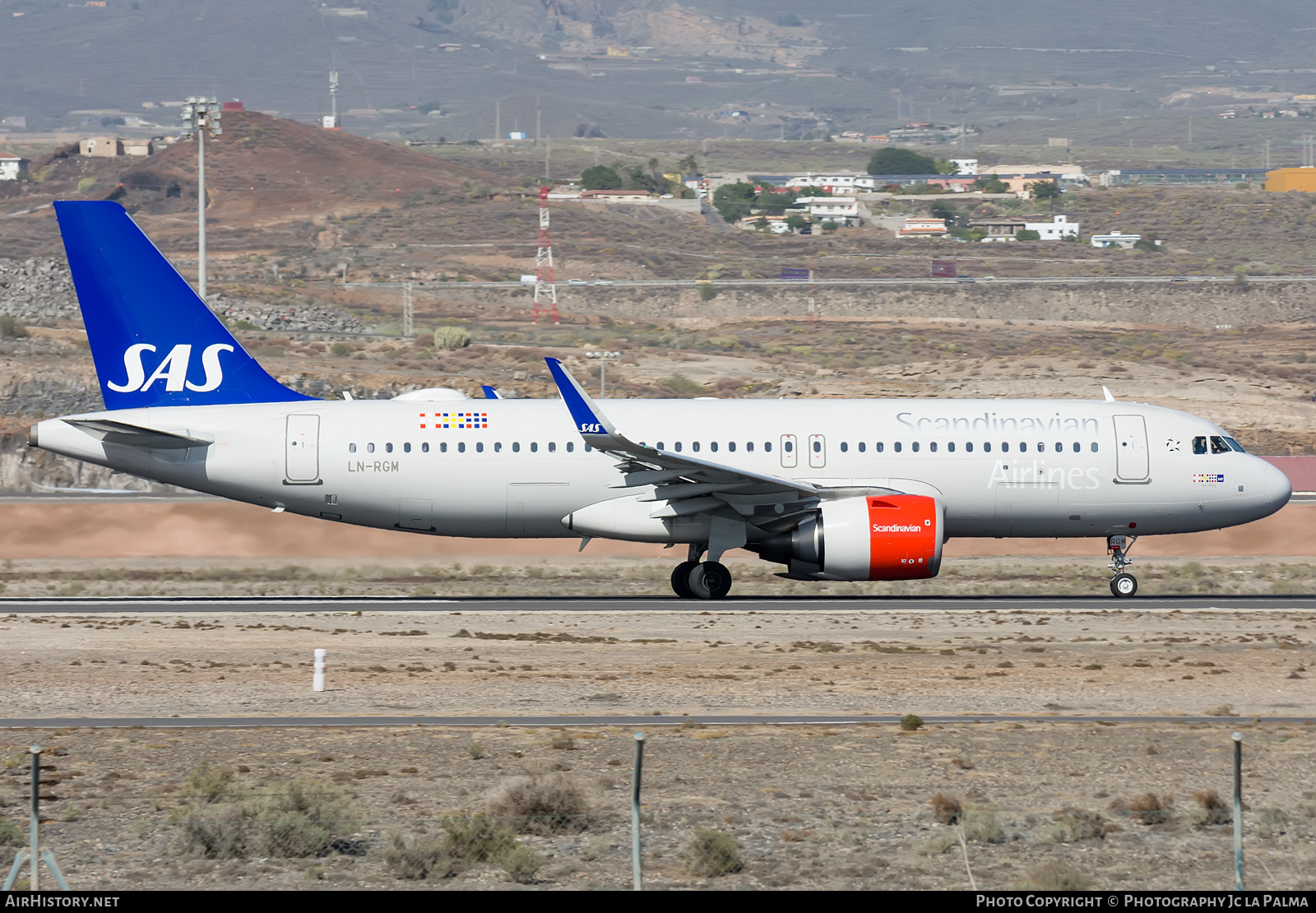 Aircraft Photo of LN-RGM | Airbus A320-251N | Scandinavian Airlines - SAS | AirHistory.net #417235