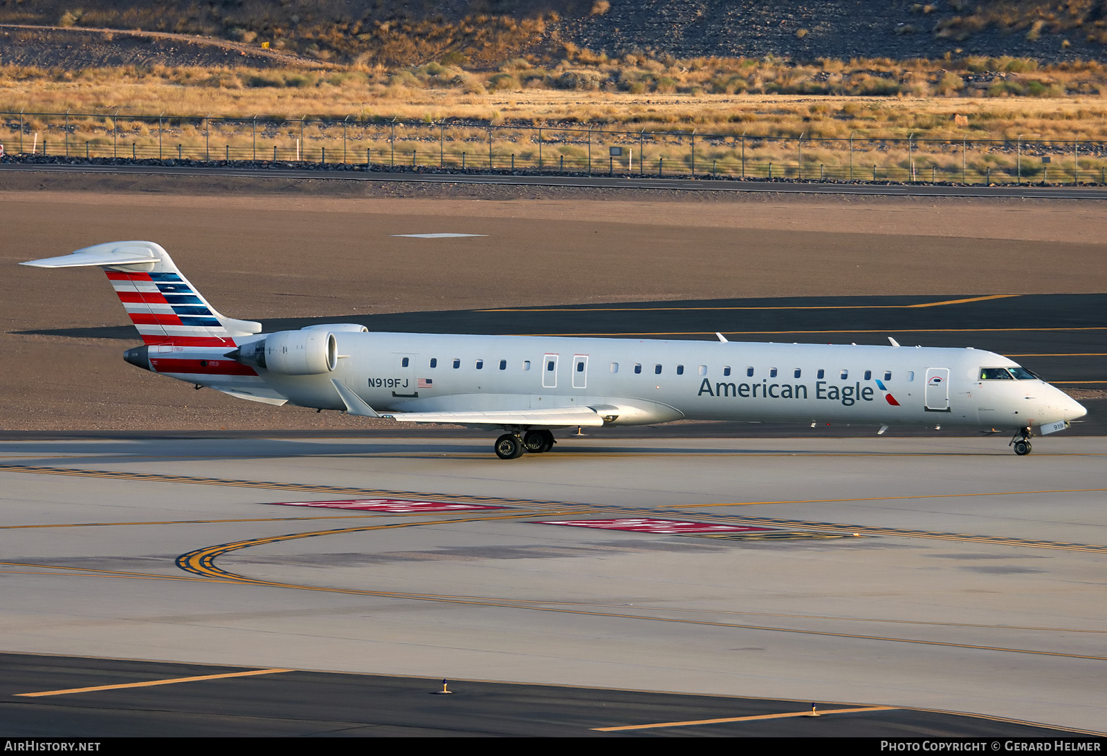 Aircraft Photo of N919FJ | Bombardier CRJ-900ER (CL-600-2D24) | American Eagle | AirHistory.net #417263