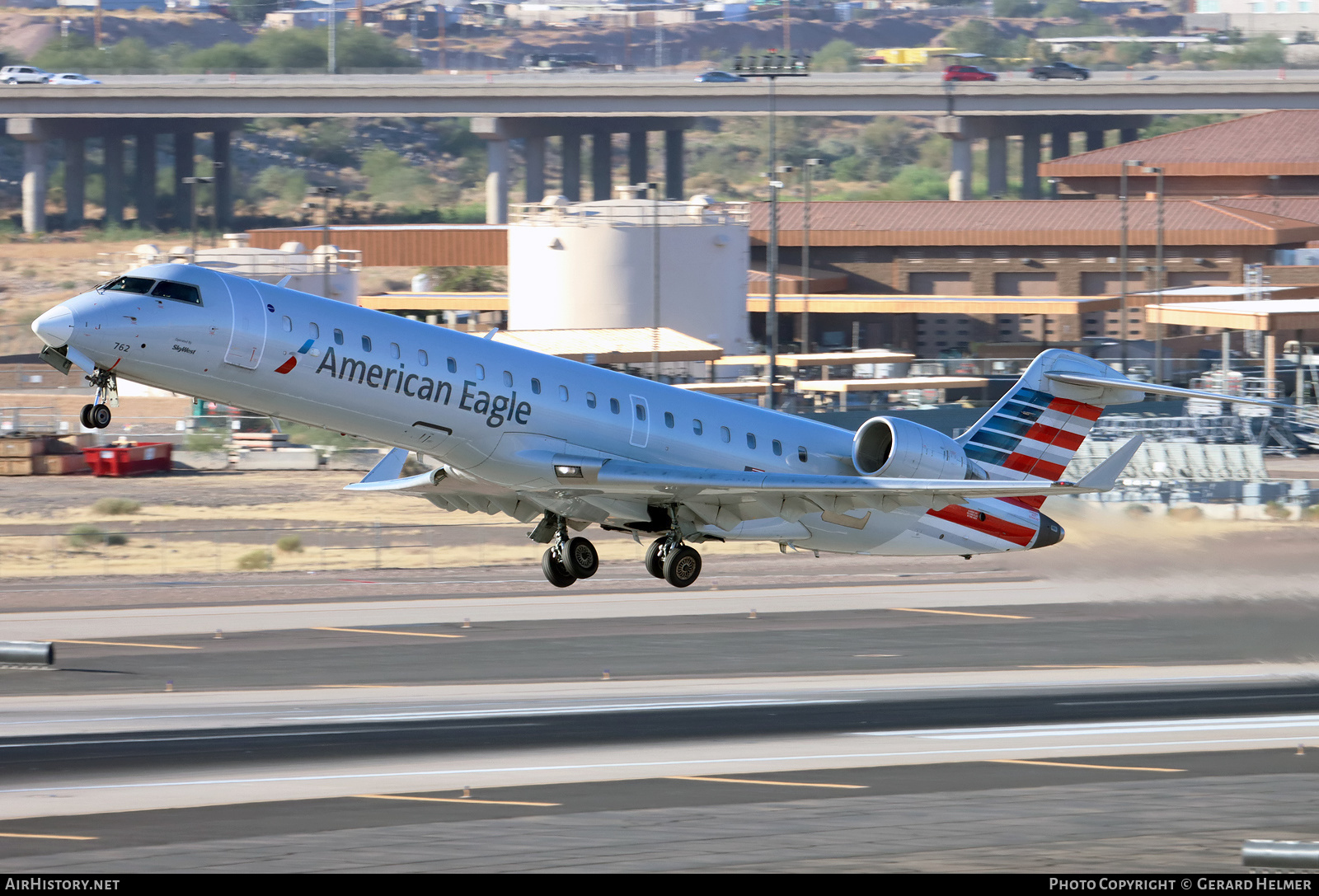 Aircraft Photo of N762SK | Bombardier CRJ-701ER (CL-600-2C10) | American Eagle | AirHistory.net #417381