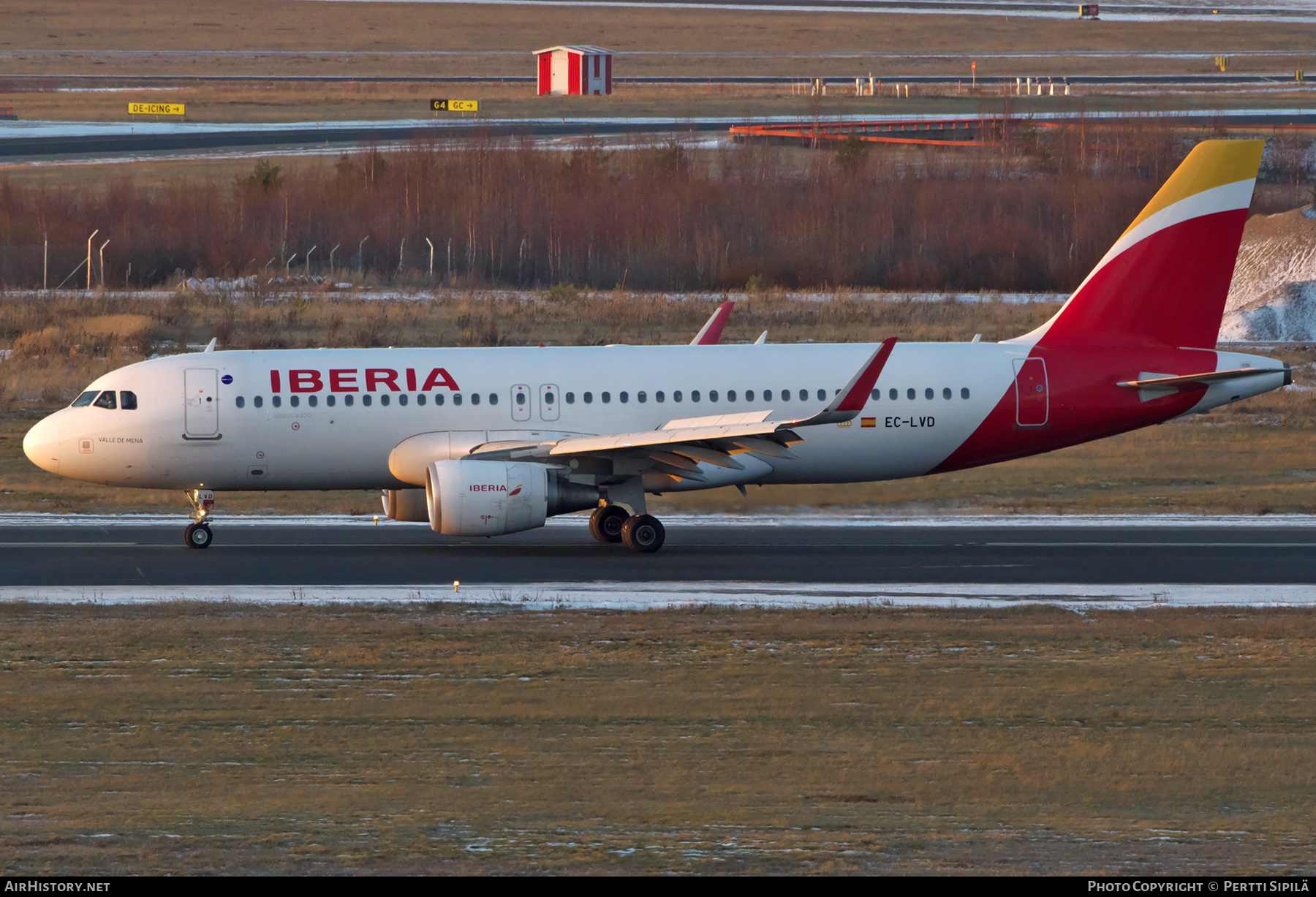 Aircraft Photo of EC-LVD | Airbus A320-216 | Iberia | AirHistory.net #417412