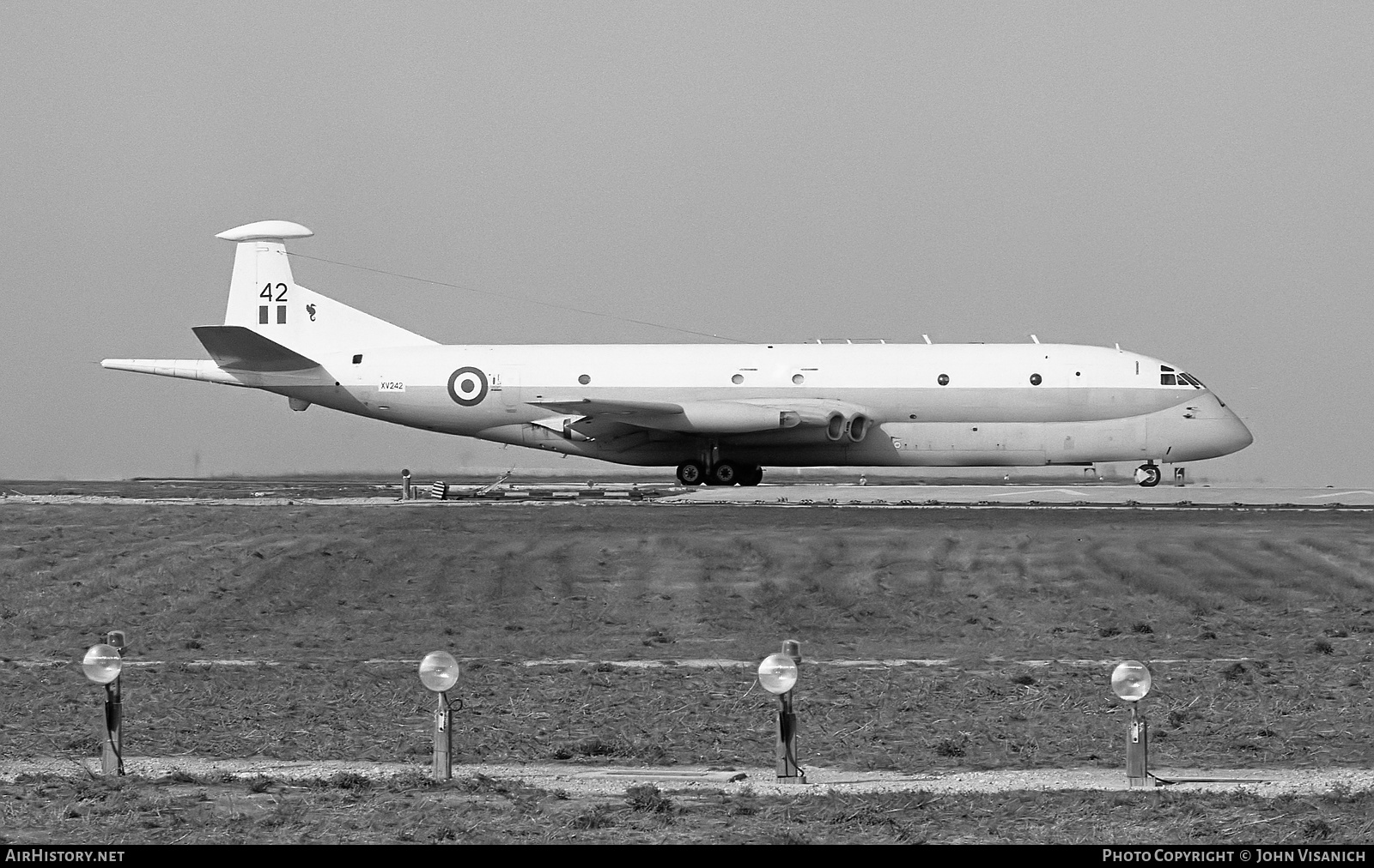 Aircraft Photo of XV242 | Hawker Siddeley HS-801 Nimrod MR.1 | UK - Air Force | AirHistory.net #417441
