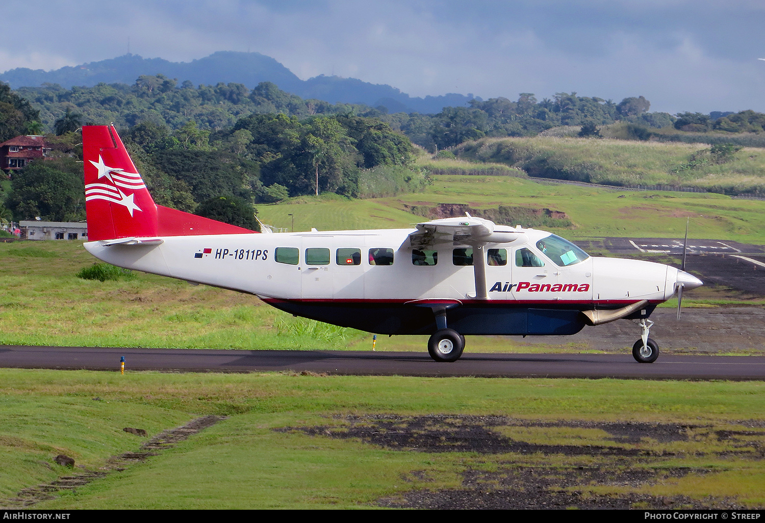 Aircraft Photo of HP-1811PS | Cessna 208B Grand Caravan EX | Air Panamá | AirHistory.net #417478